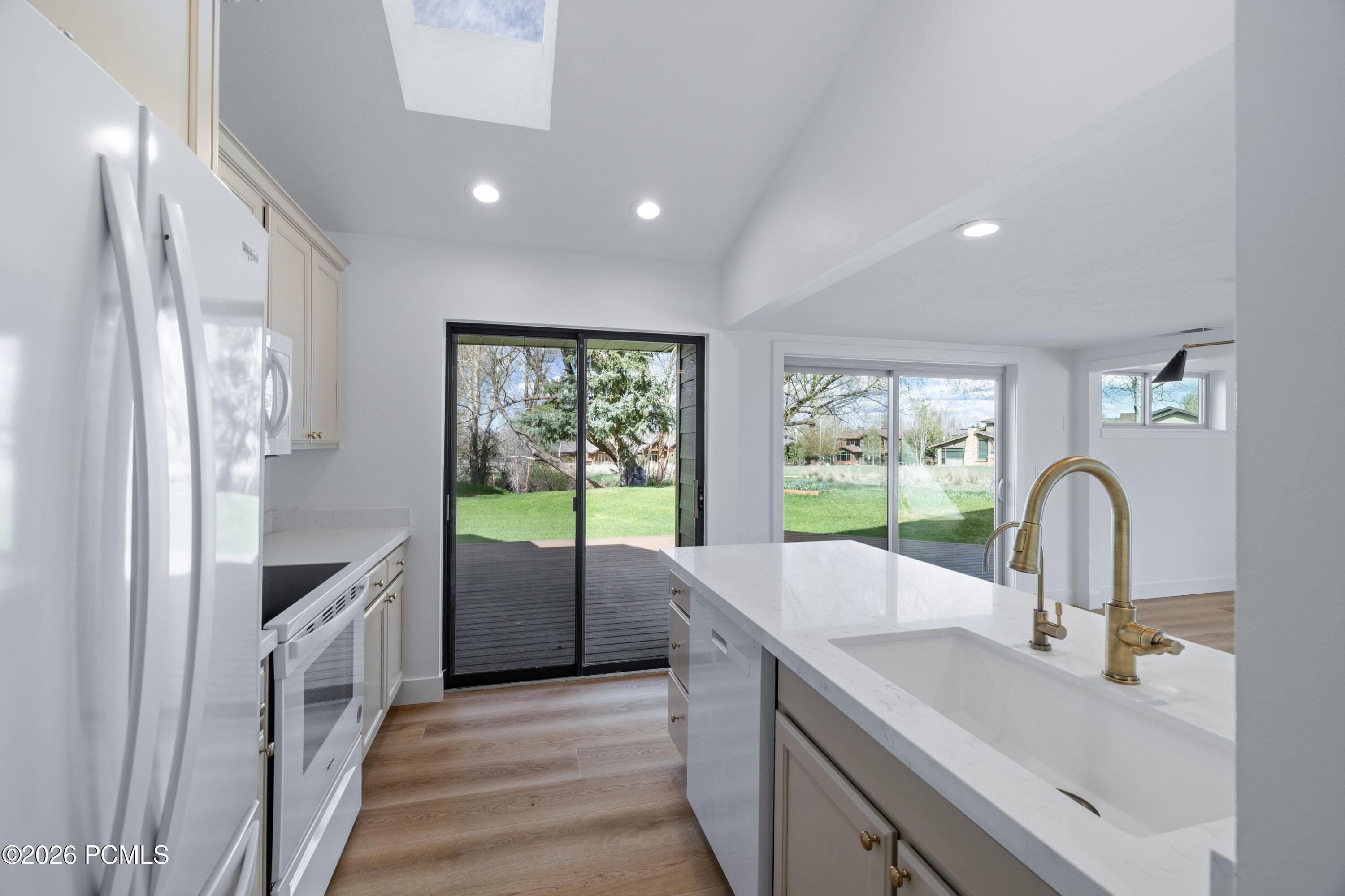 4824 N Meadow Loop Road Apt 7