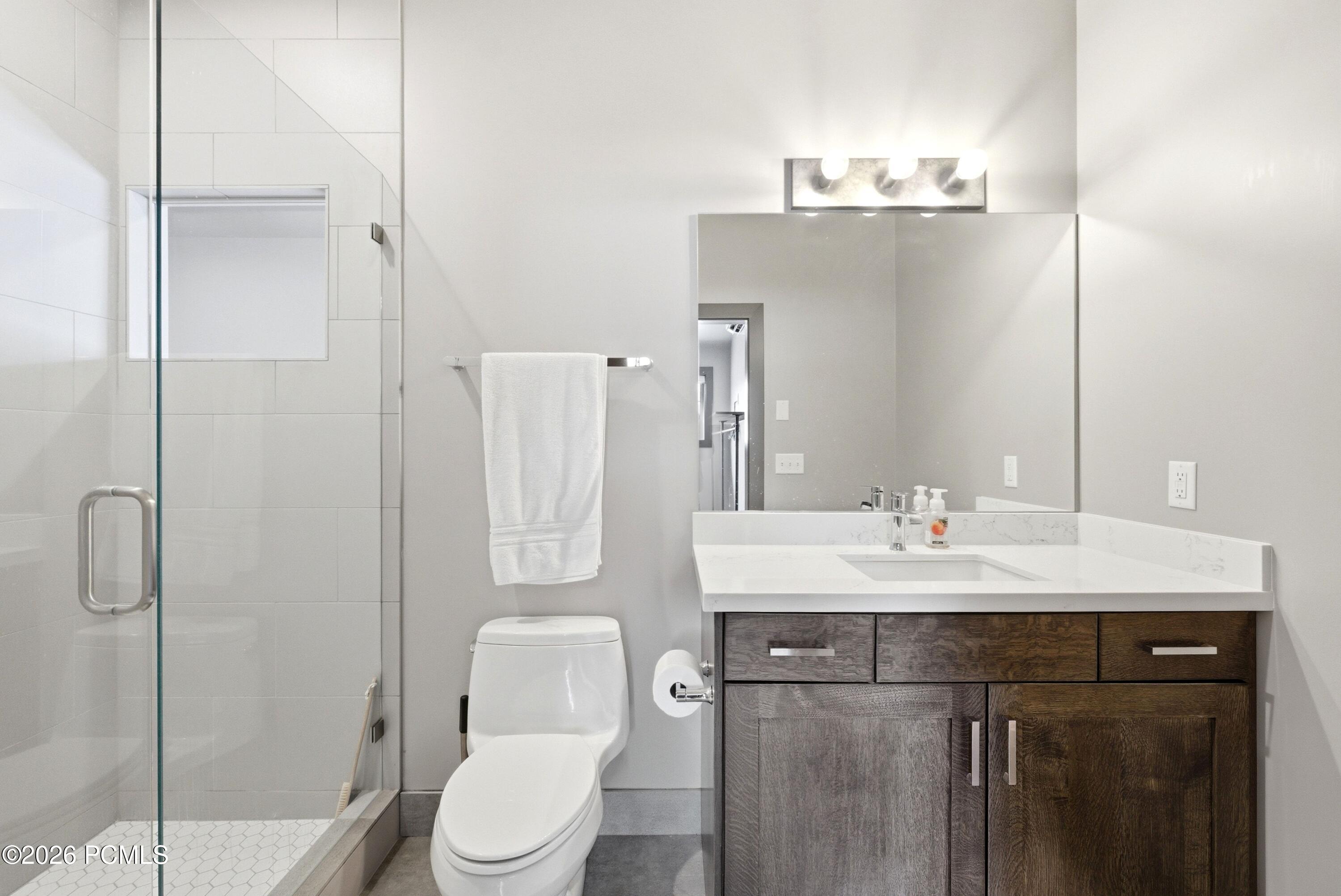 1200 W Lori Lane C13