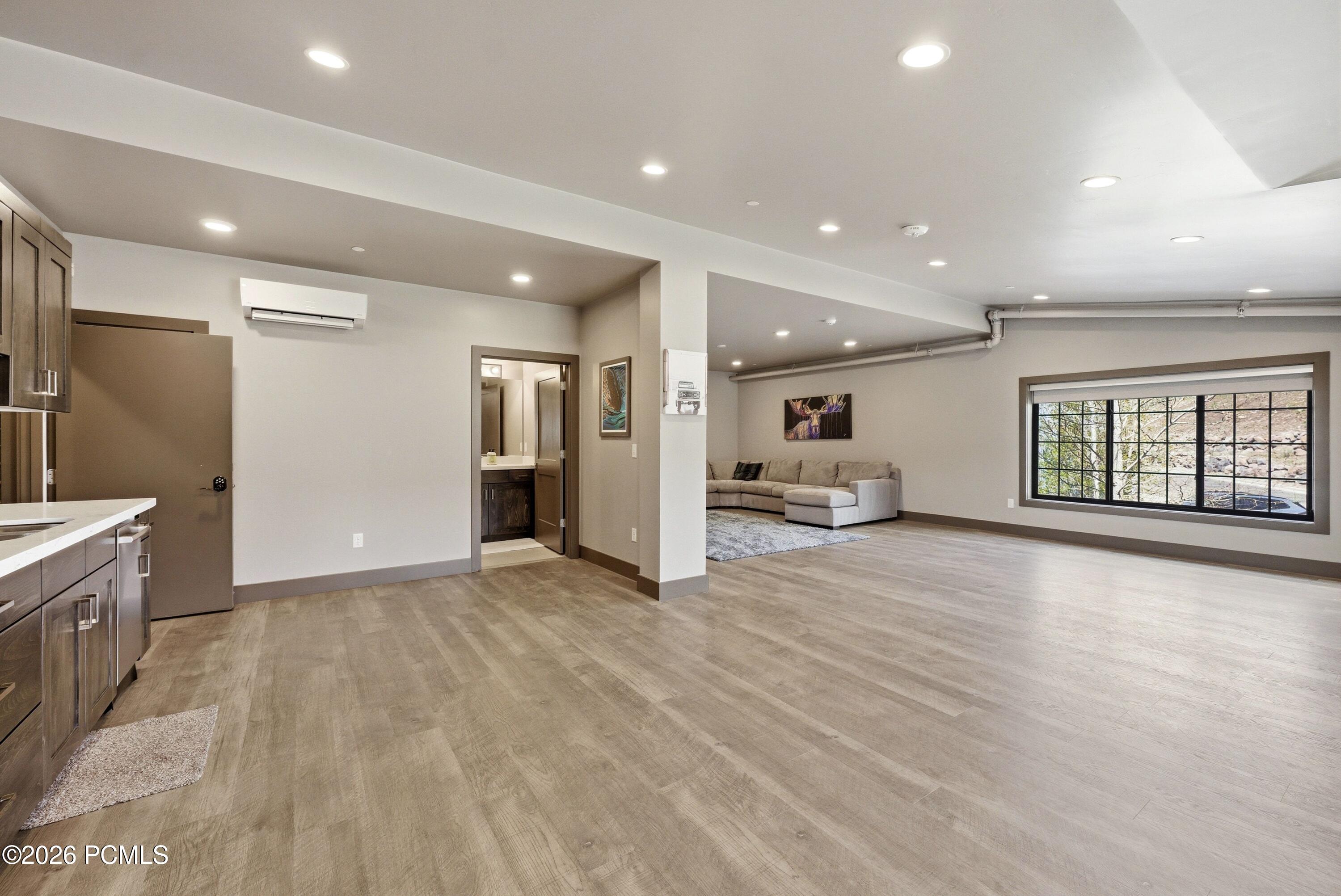 1200 W Lori Lane C13