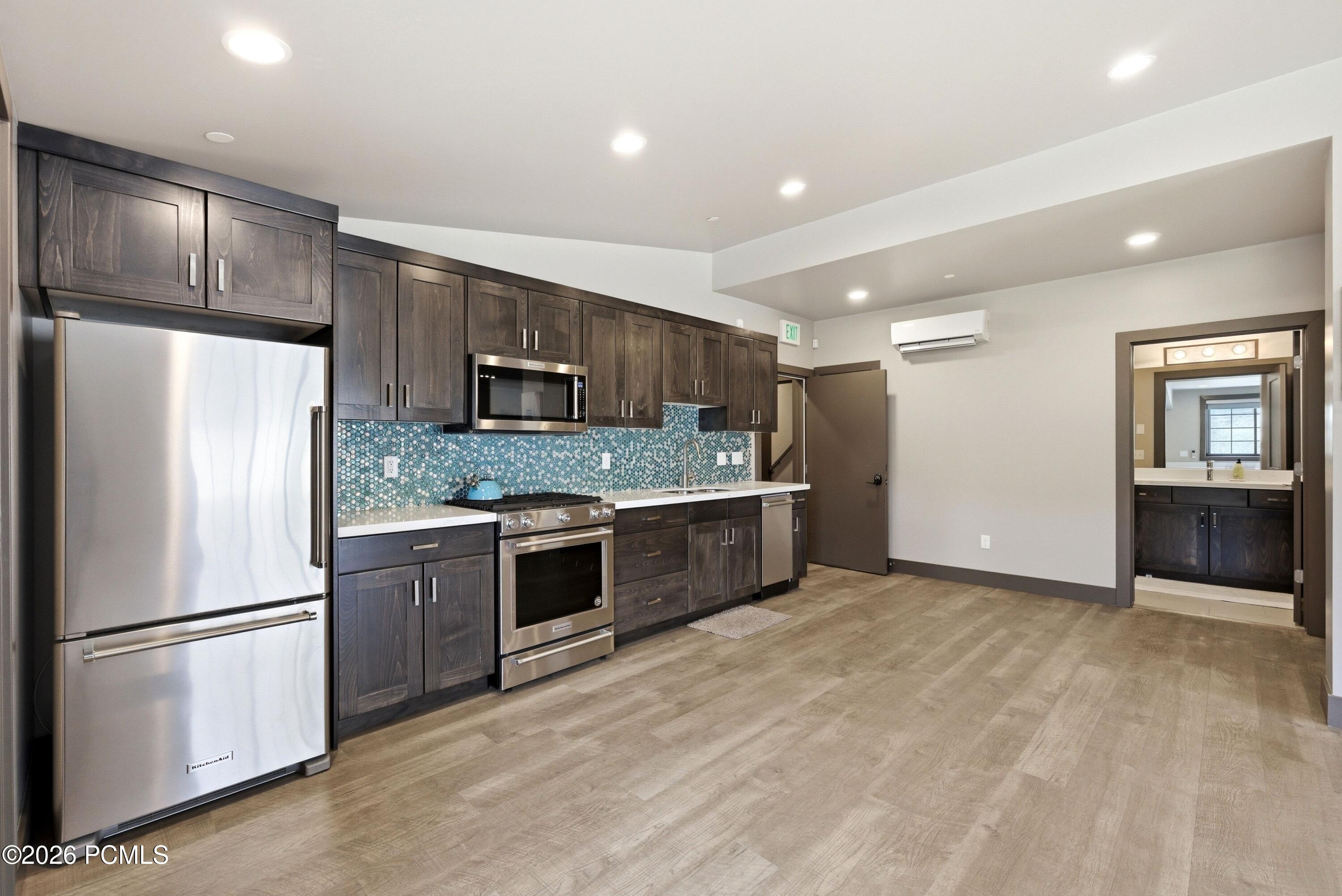 1200 W Lori Lane C13