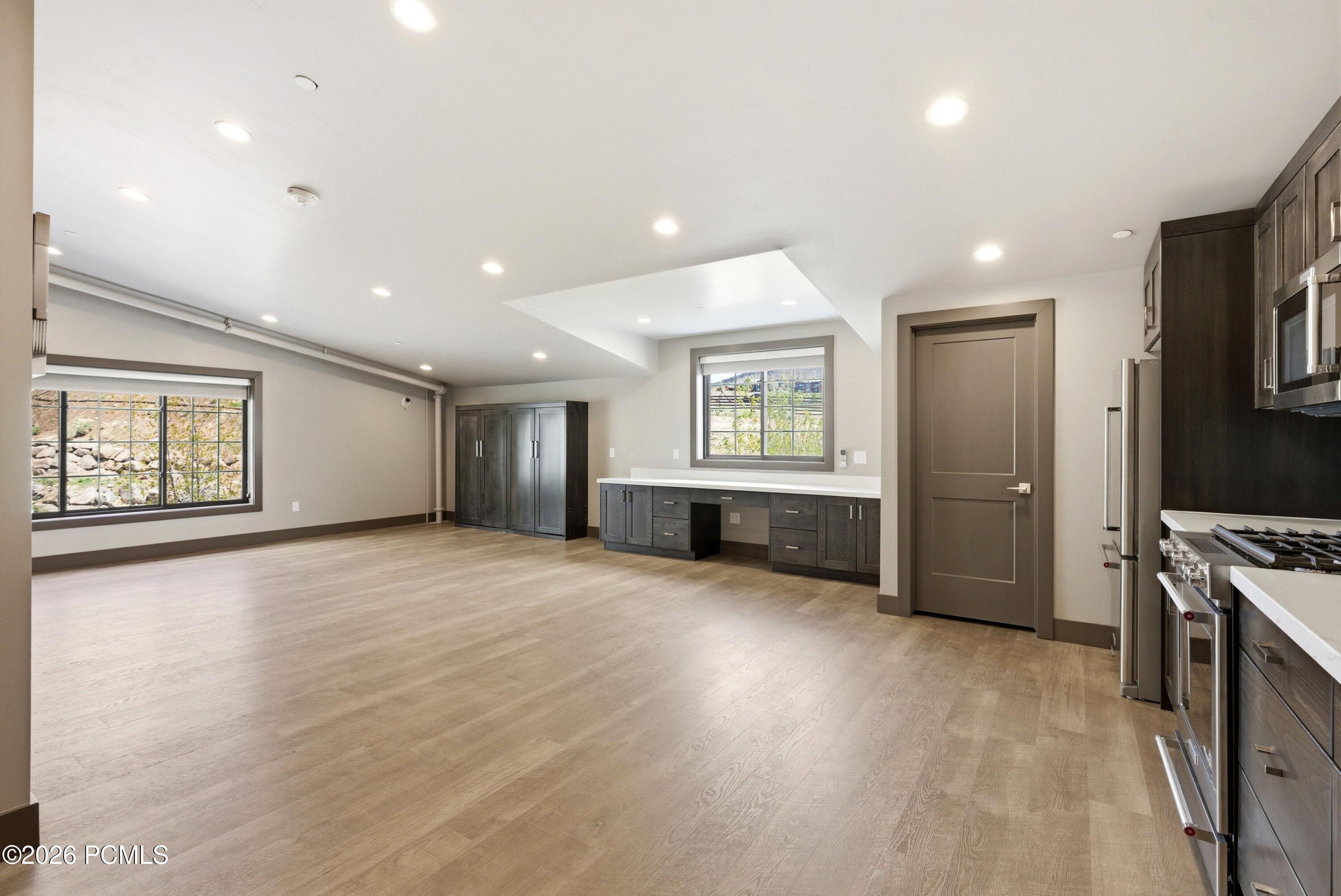 1200 W Lori Lane C13