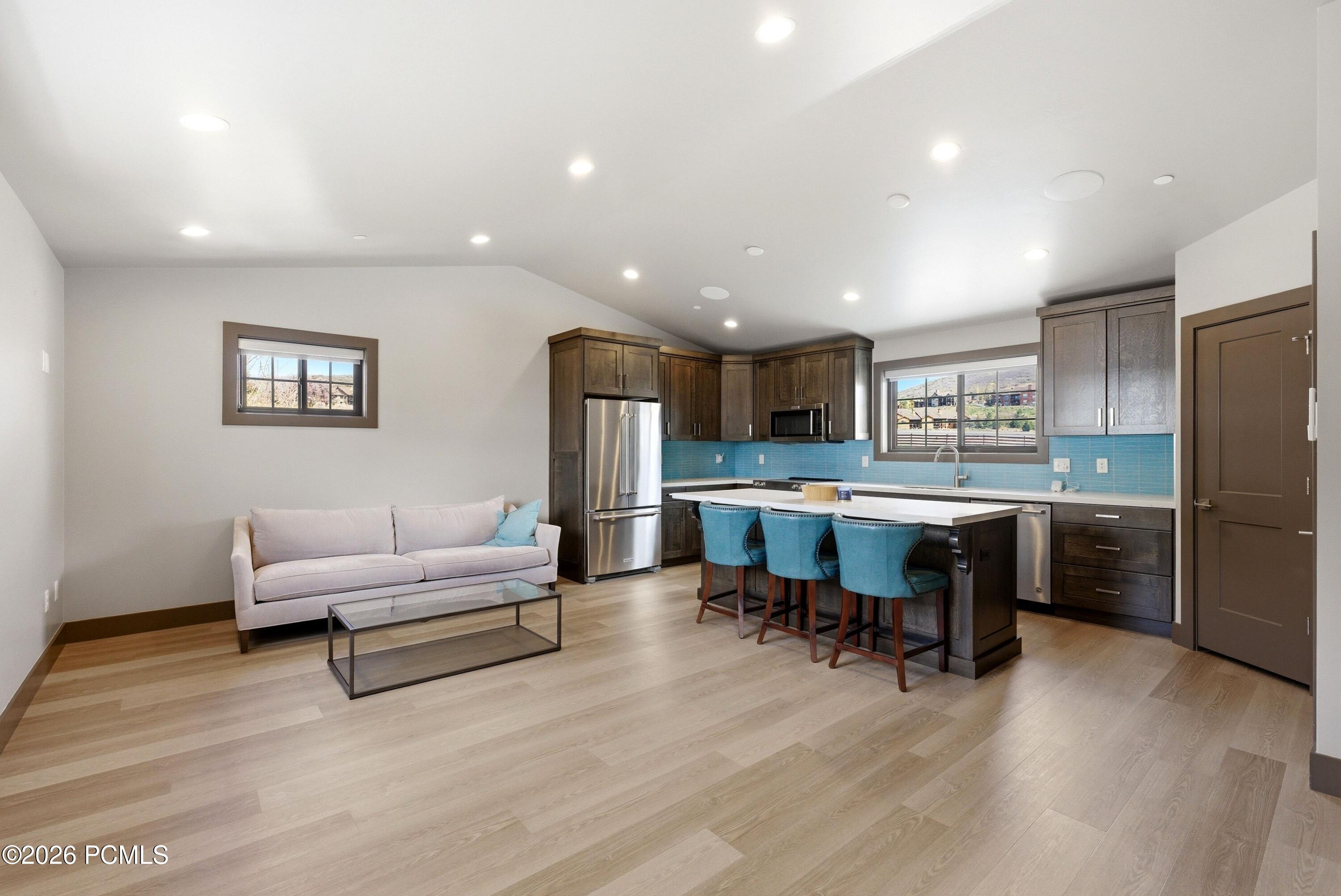 1200 W Lori Lane C13