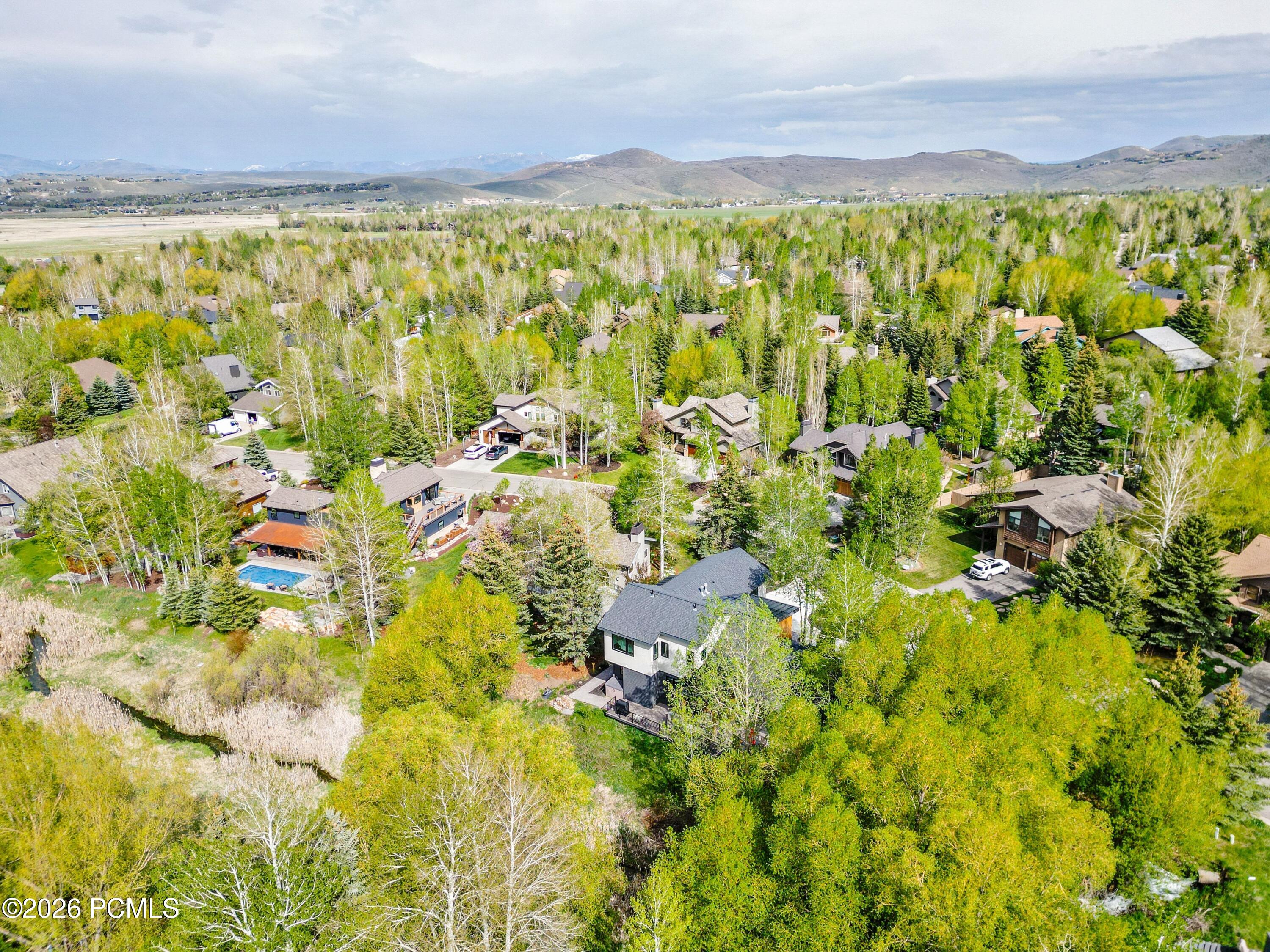 1702 Creek Side Lane
