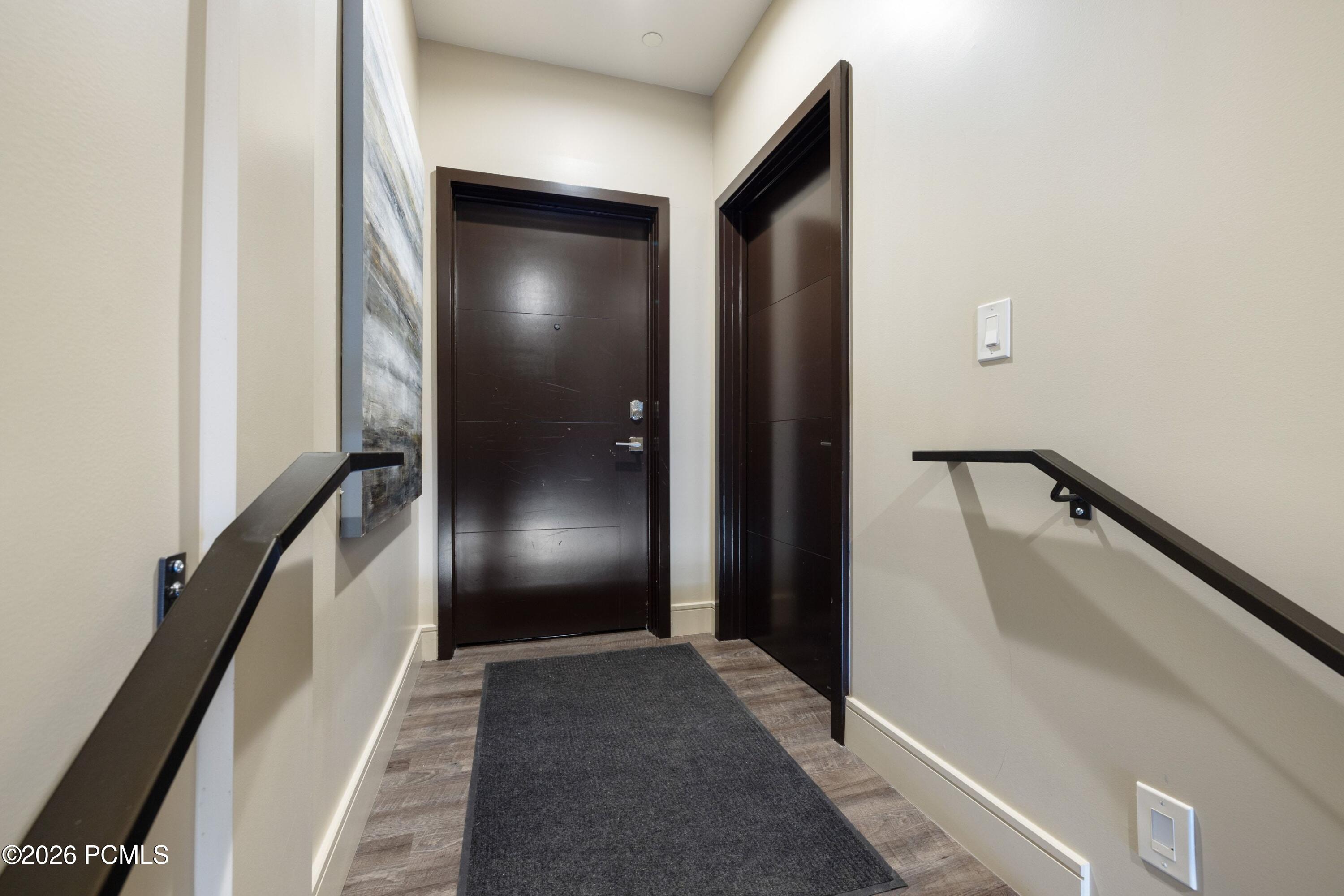 1200 W Lori Lane C15