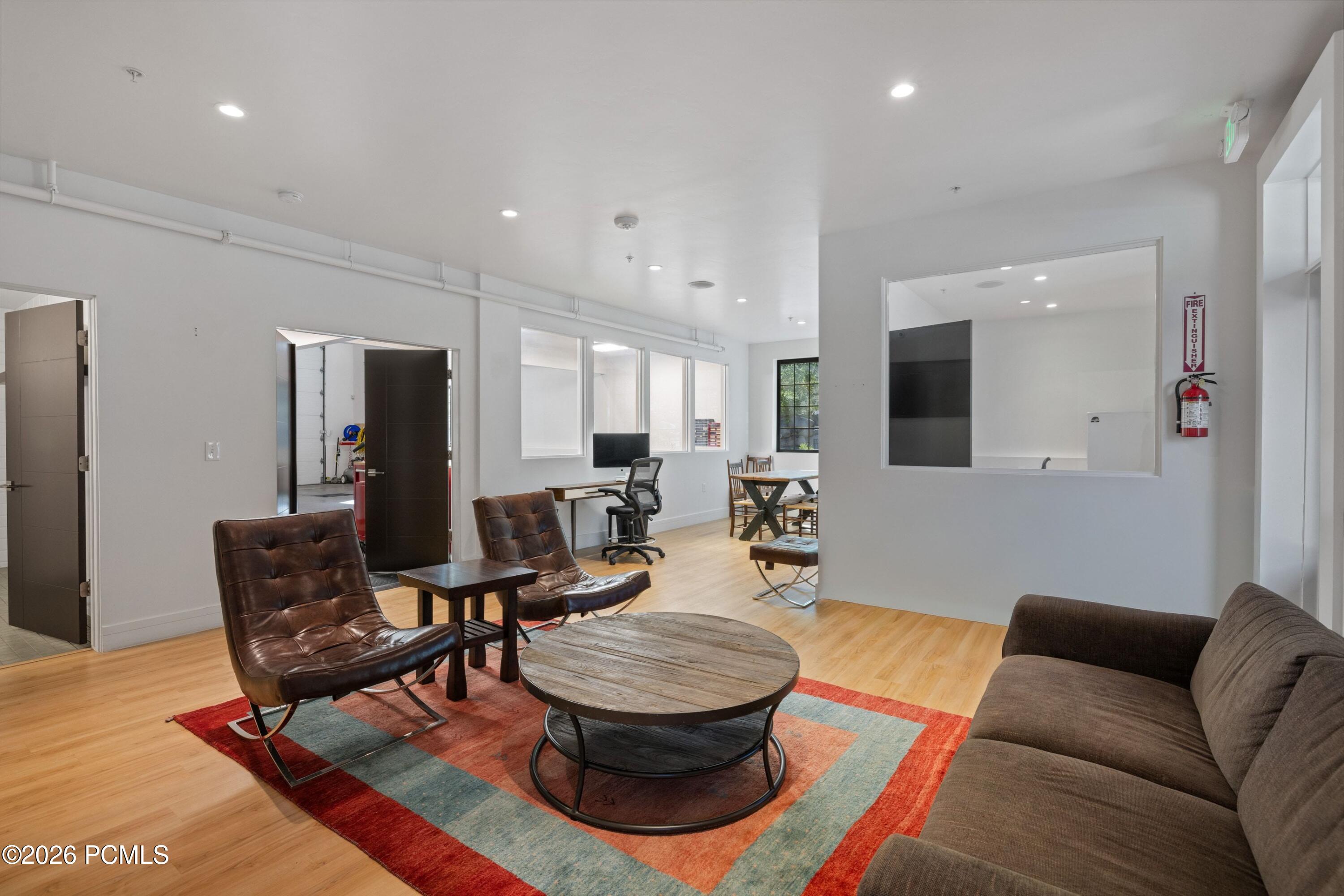 1200 W Lori Lane B7