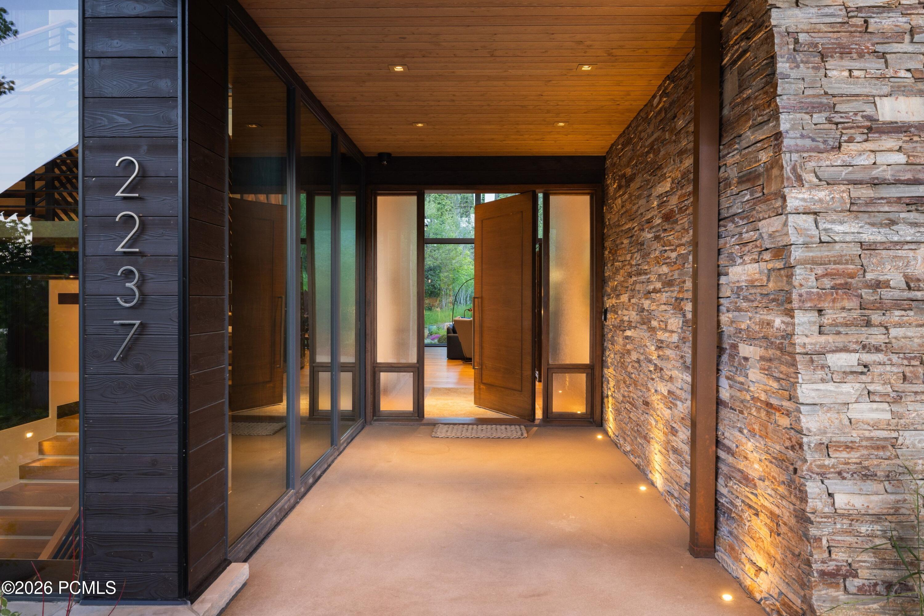 2237 Creek Crossing Loop