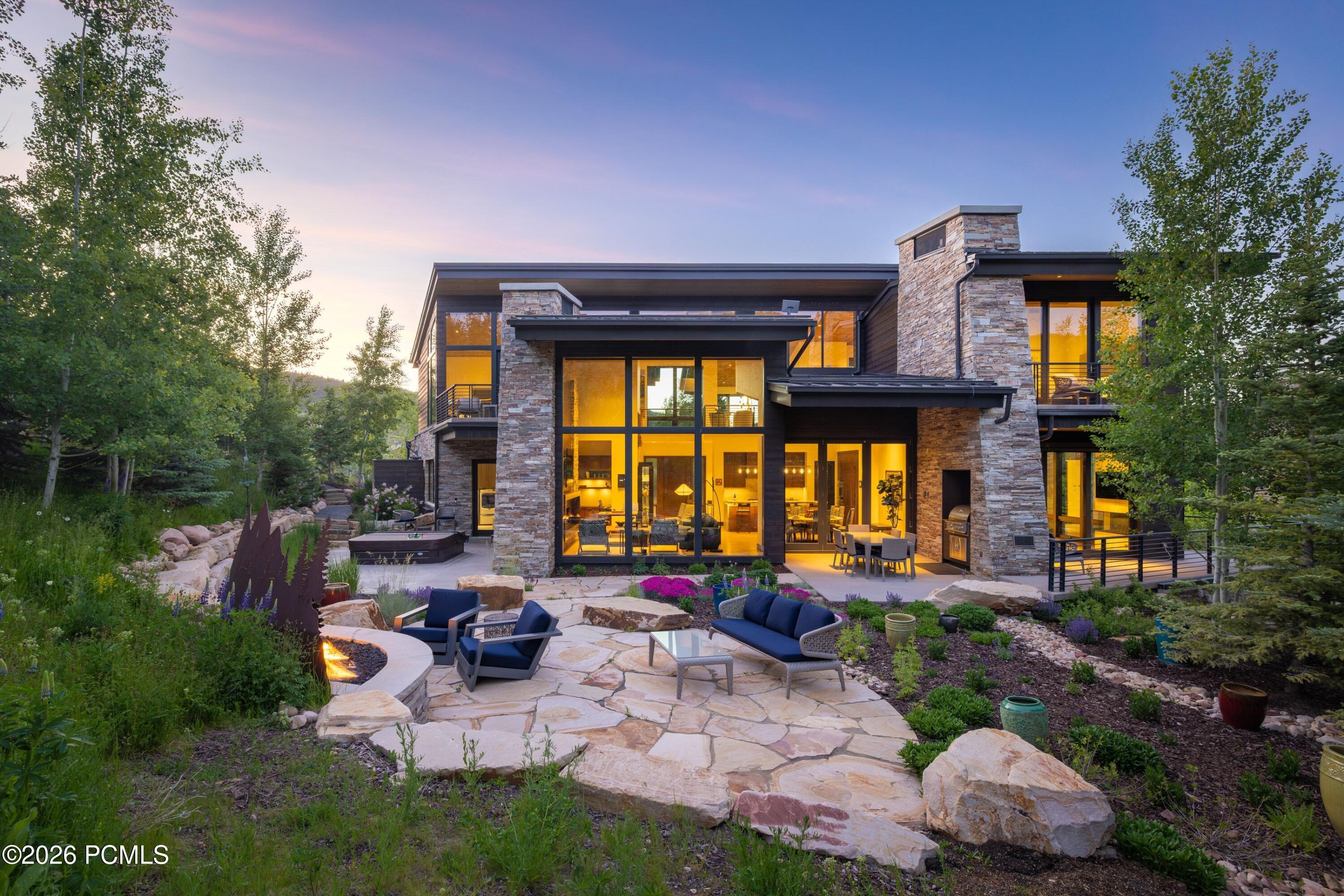2237 Creek Crossing Loop