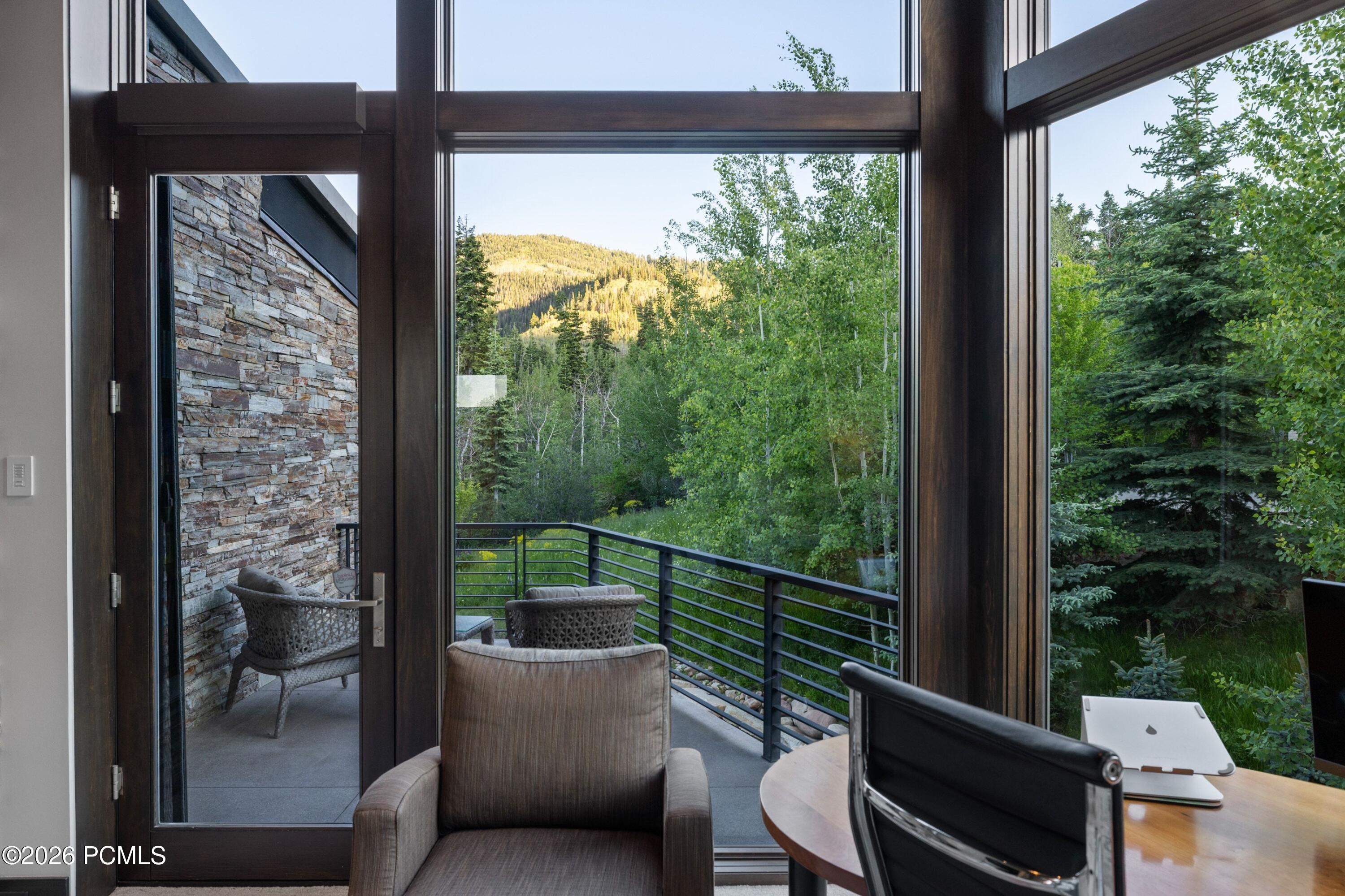 2237 Creek Crossing Loop