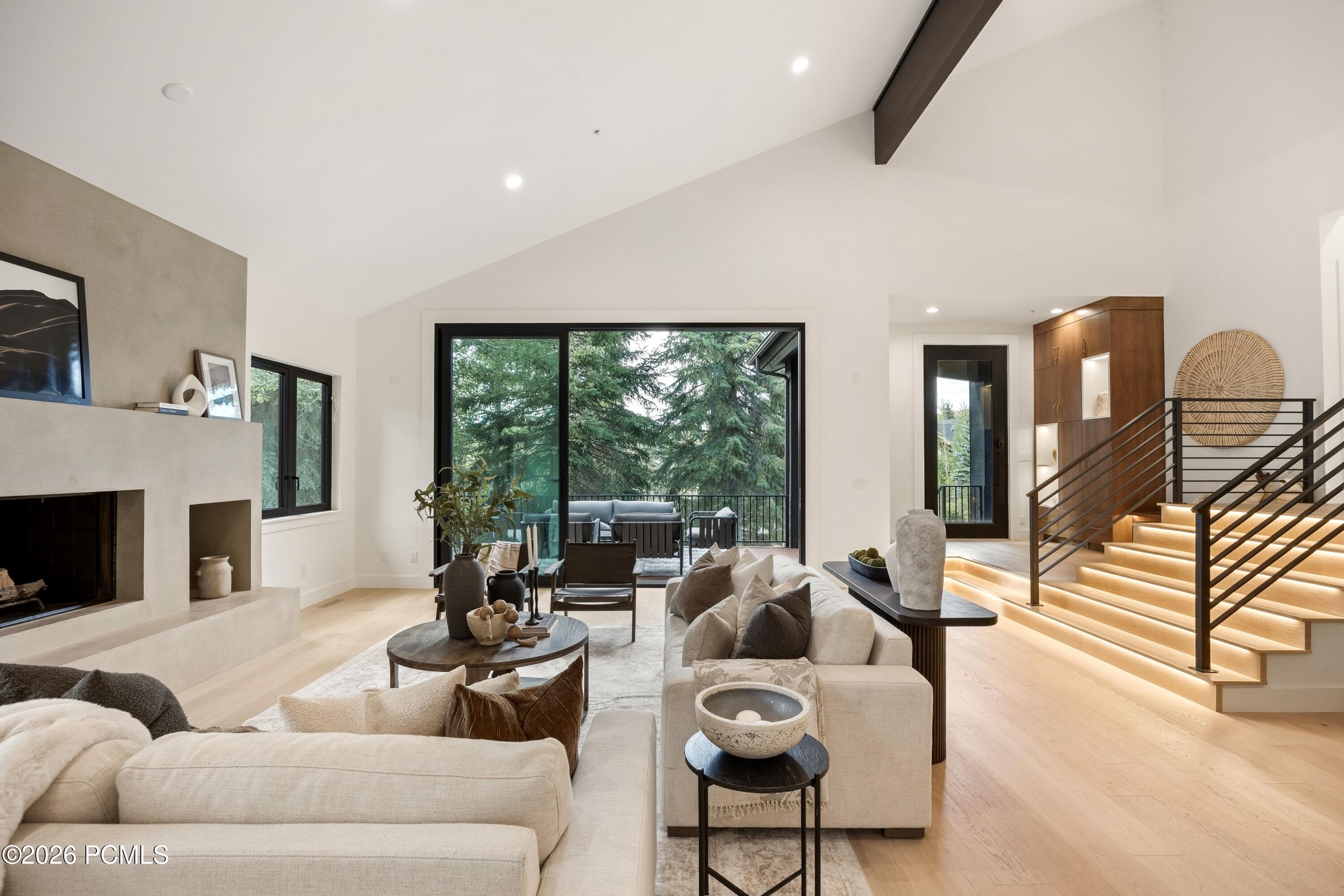 2542 Silver Cloud Drive