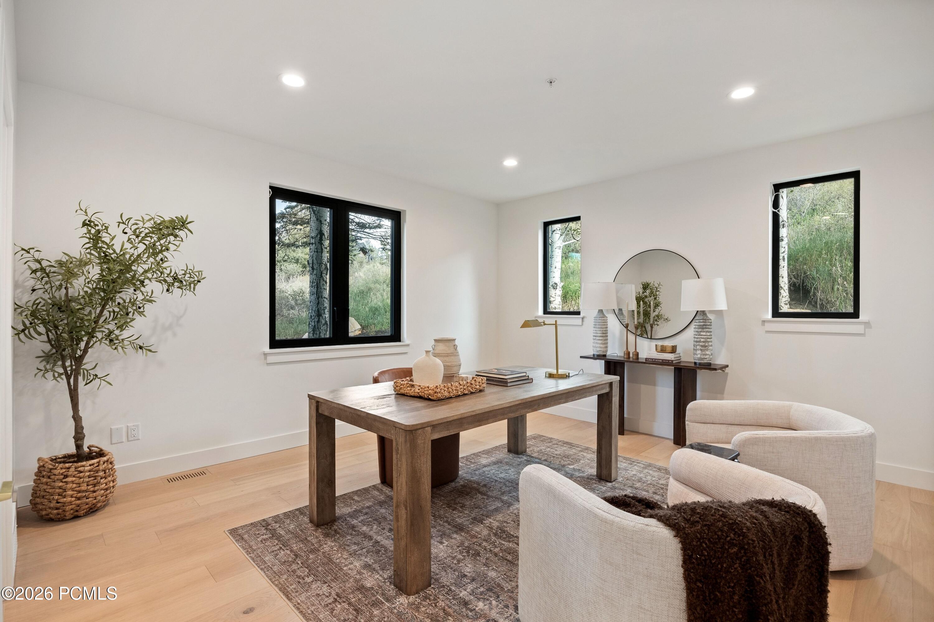 2542 Silver Cloud Drive