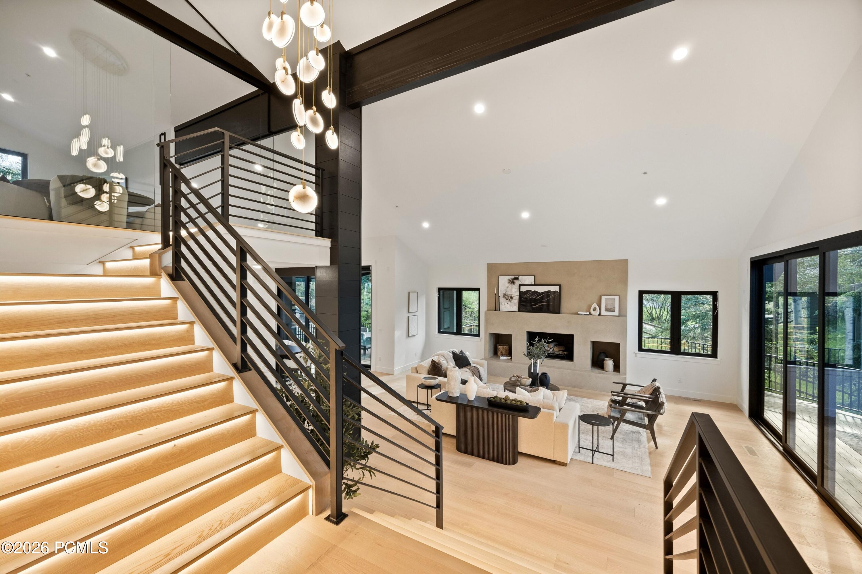 2542 Silver Cloud Drive