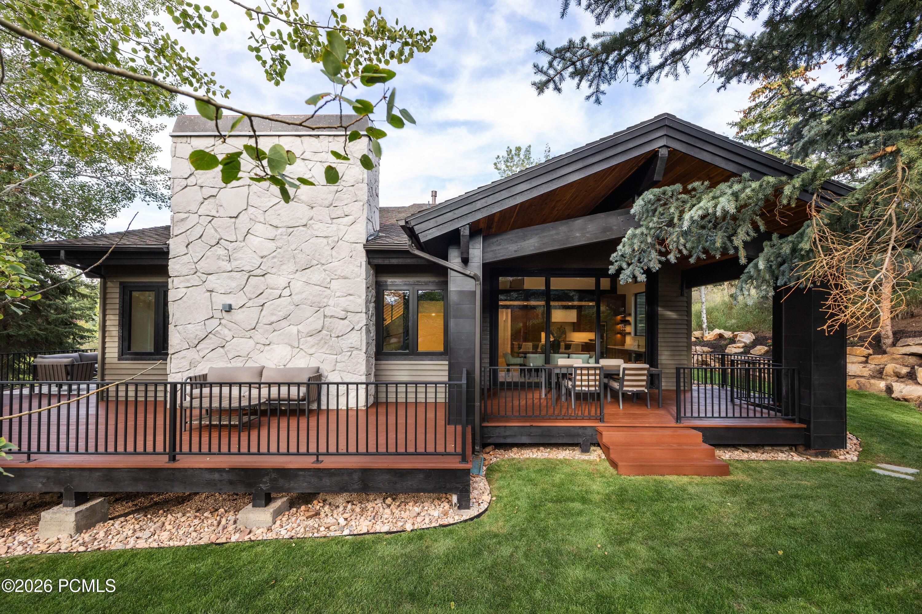 2542 Silver Cloud Drive