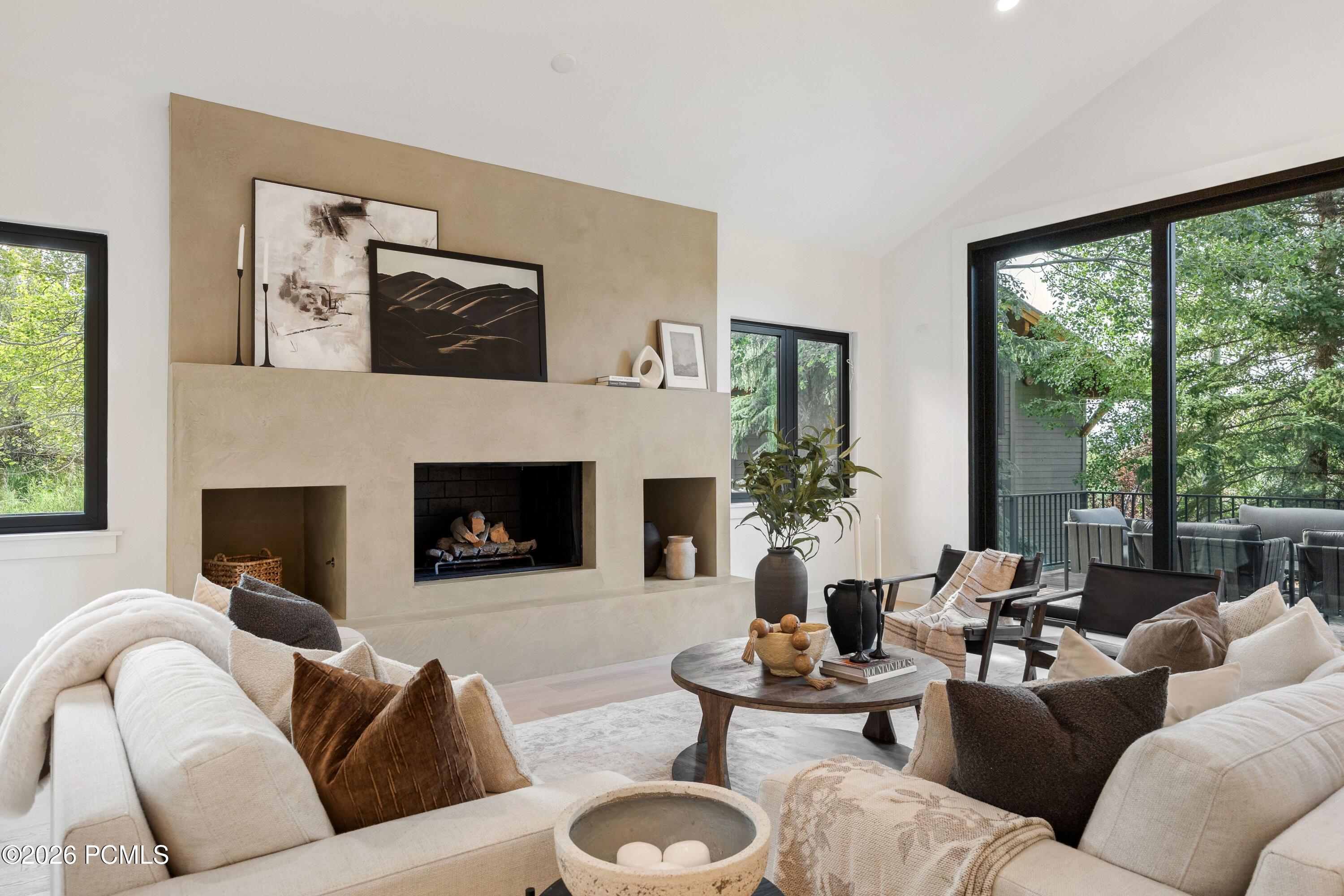 2542 Silver Cloud Drive