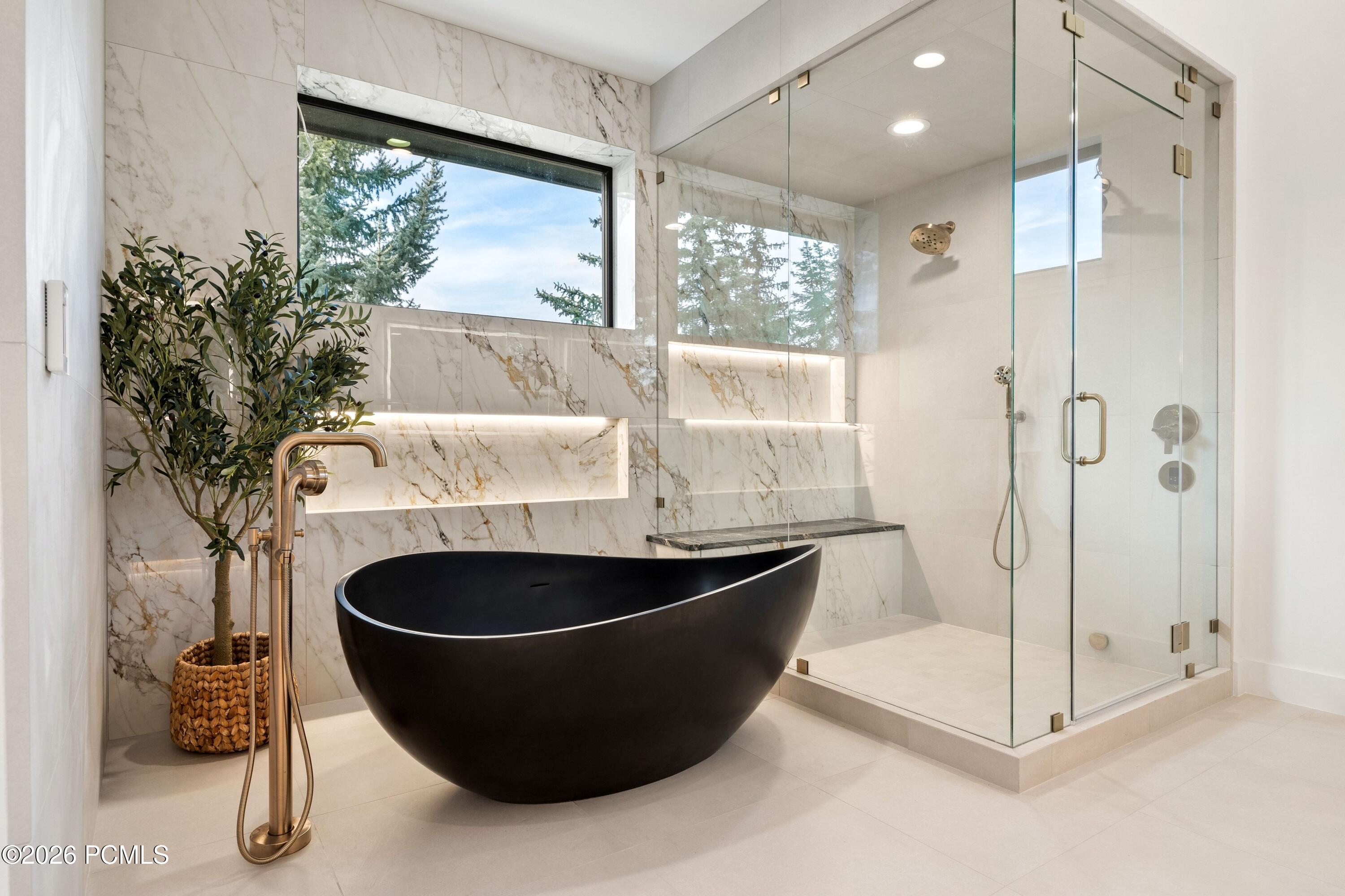 2542 Silver Cloud Drive