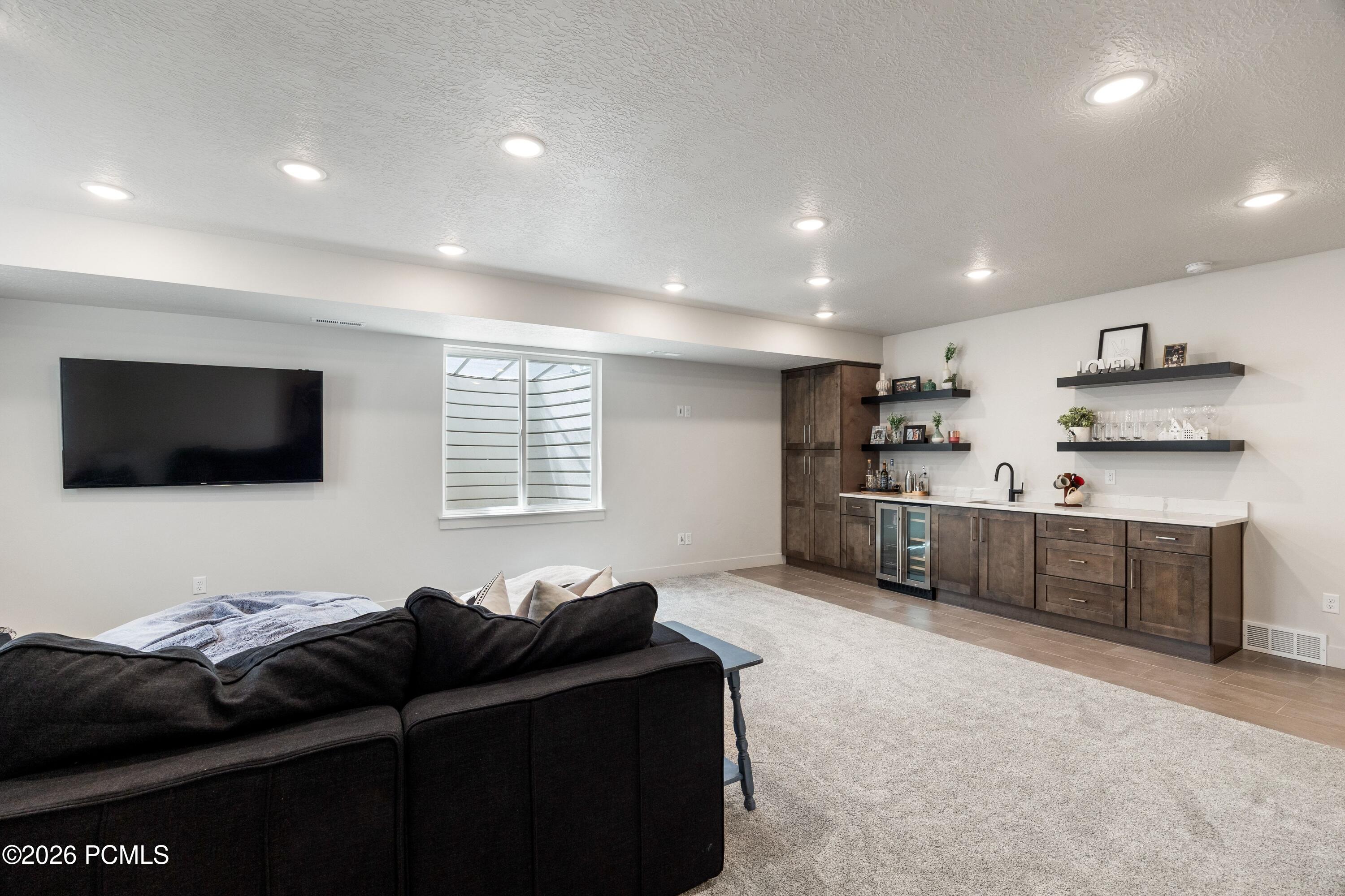 6495 N Silver Creek Drive