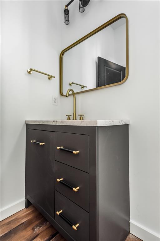 1121 N Beville Avenue