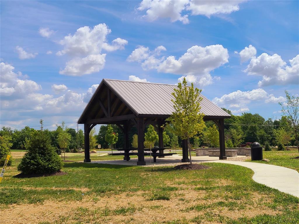 7723 Fairwood Boulevard