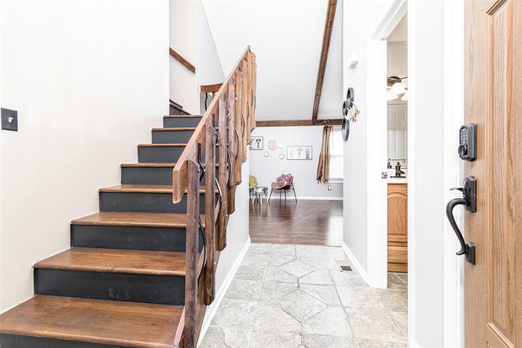 7956 Eagle Valley Pass