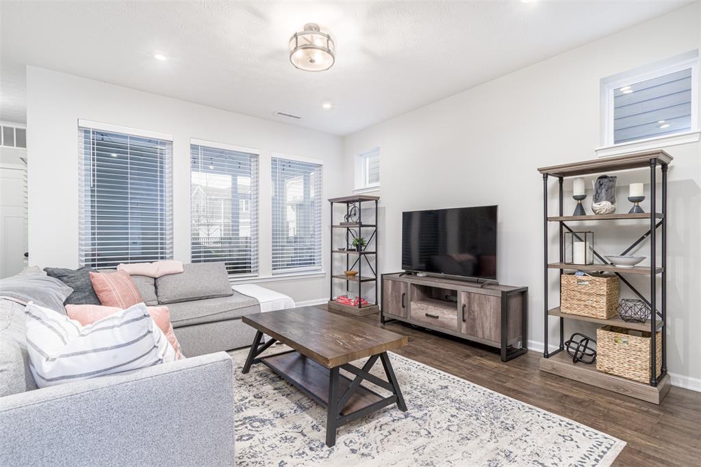 17361 Dallington Street