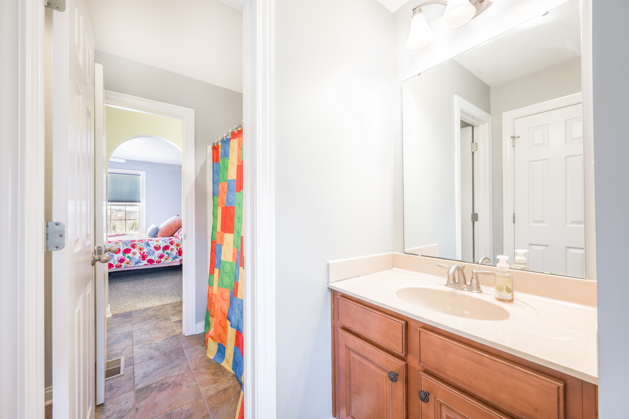 16717 Gaither Boulevard