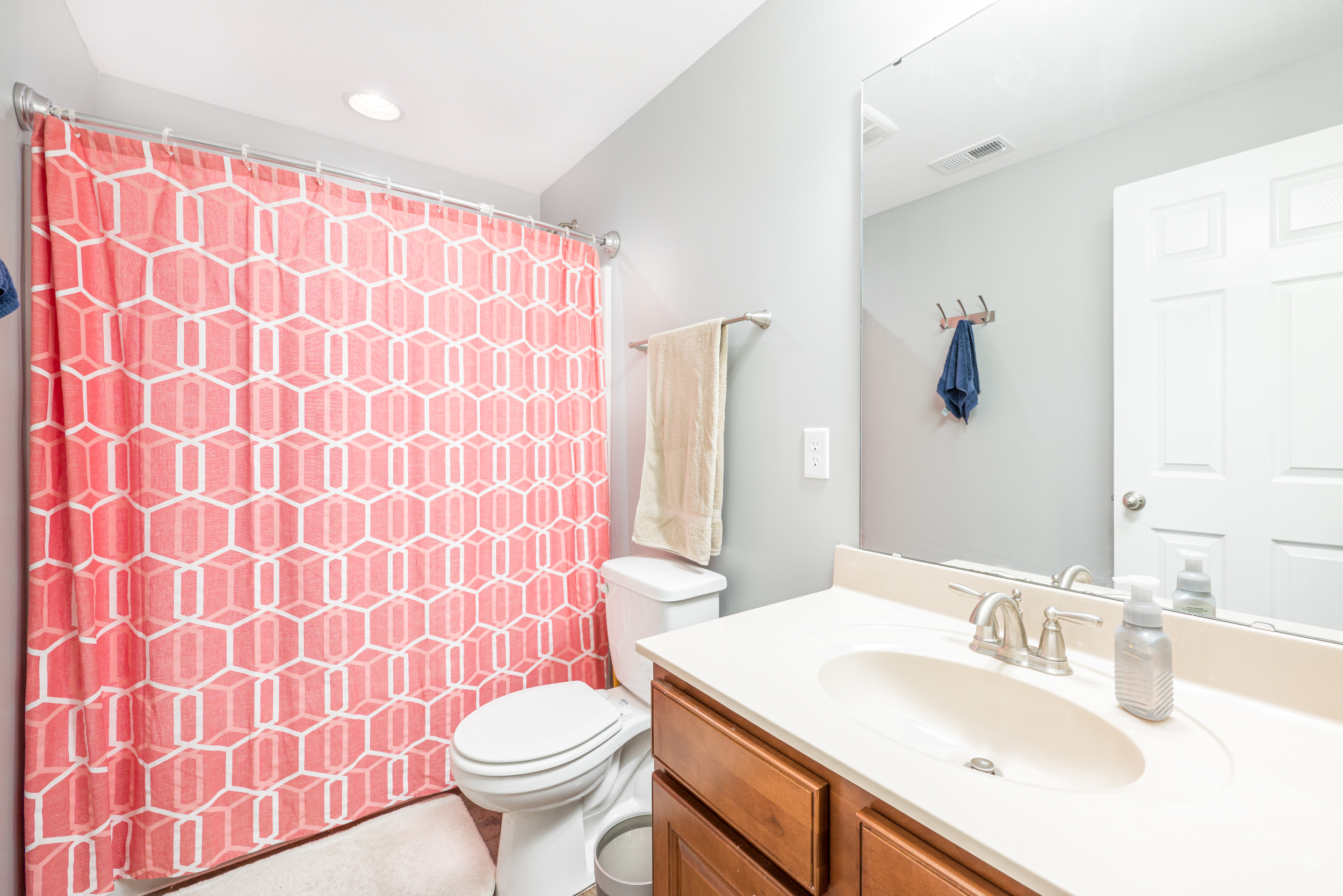 16717 Gaither Boulevard