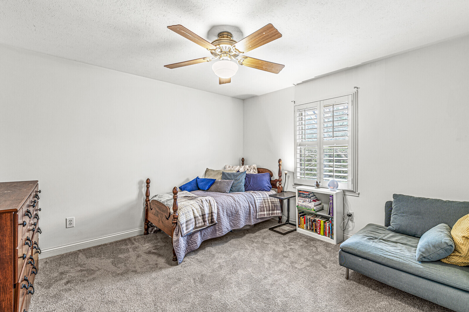 4160 First Flight Circle