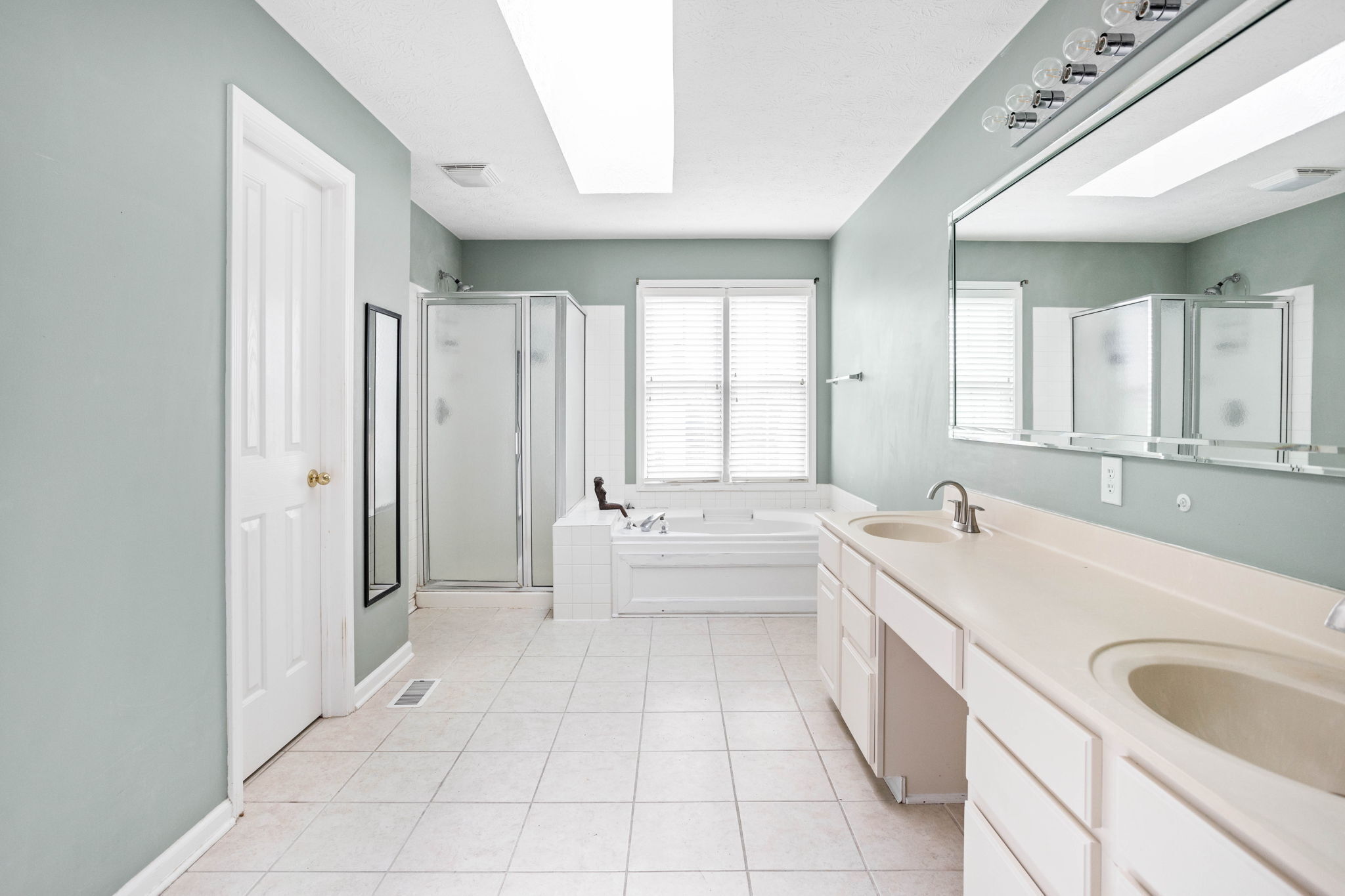 15369 Smithfield Drive