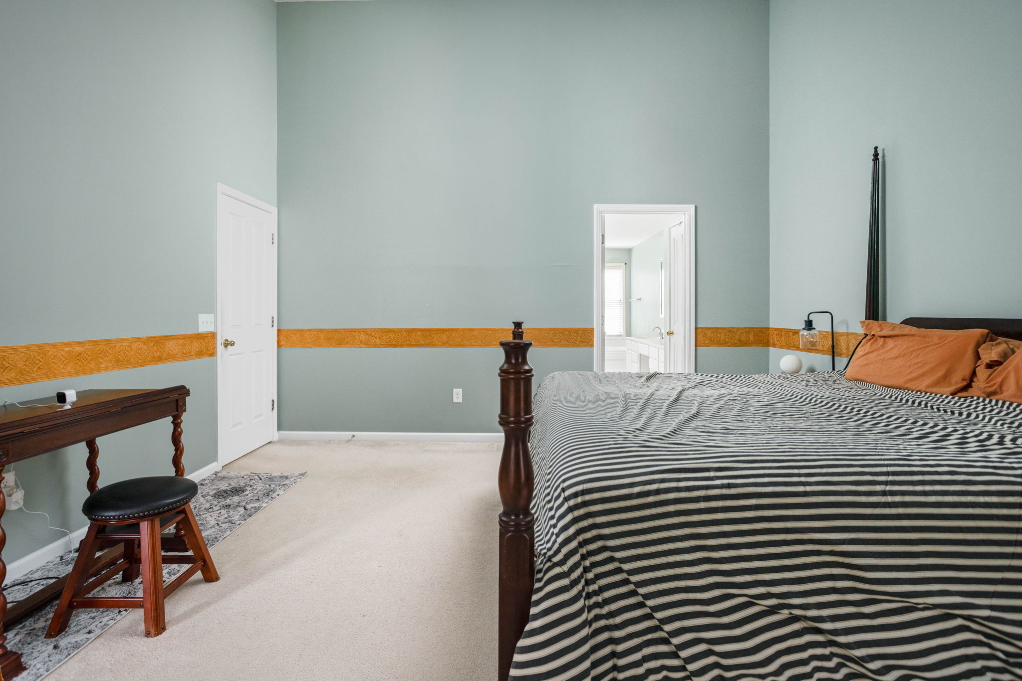 15369 Smithfield Drive