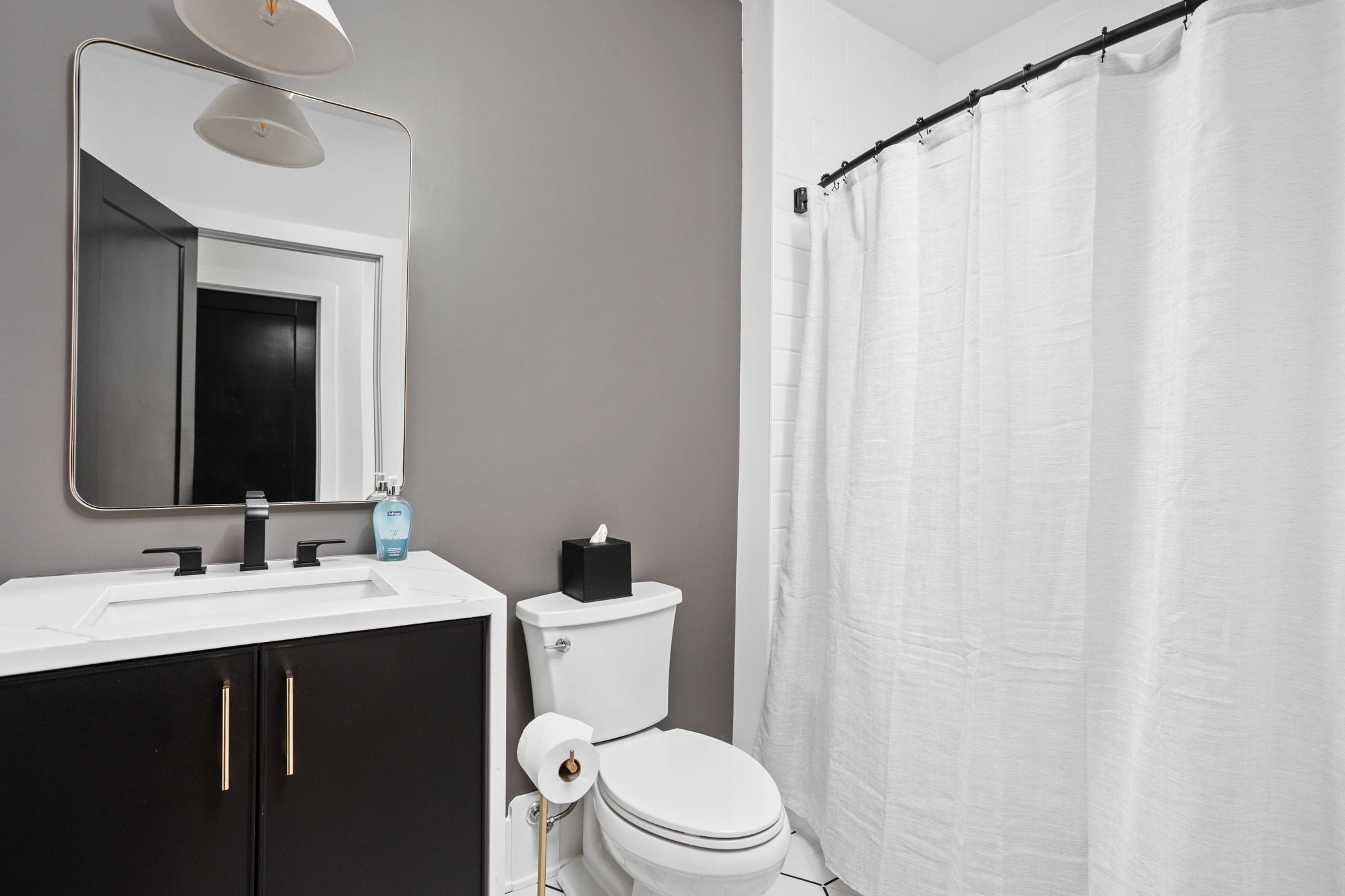 2004 Bellefontaine Street