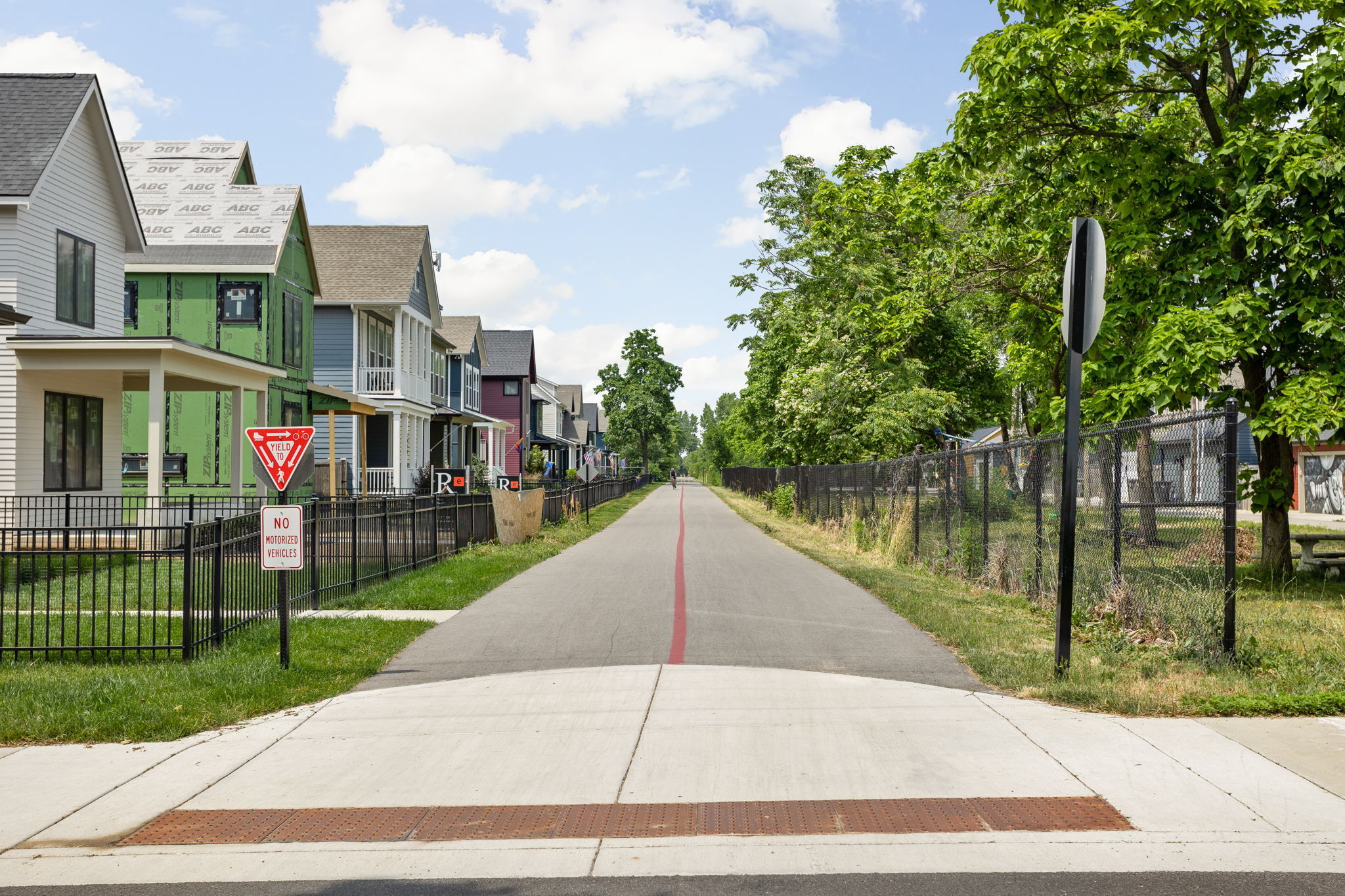 2004 Bellefontaine Street