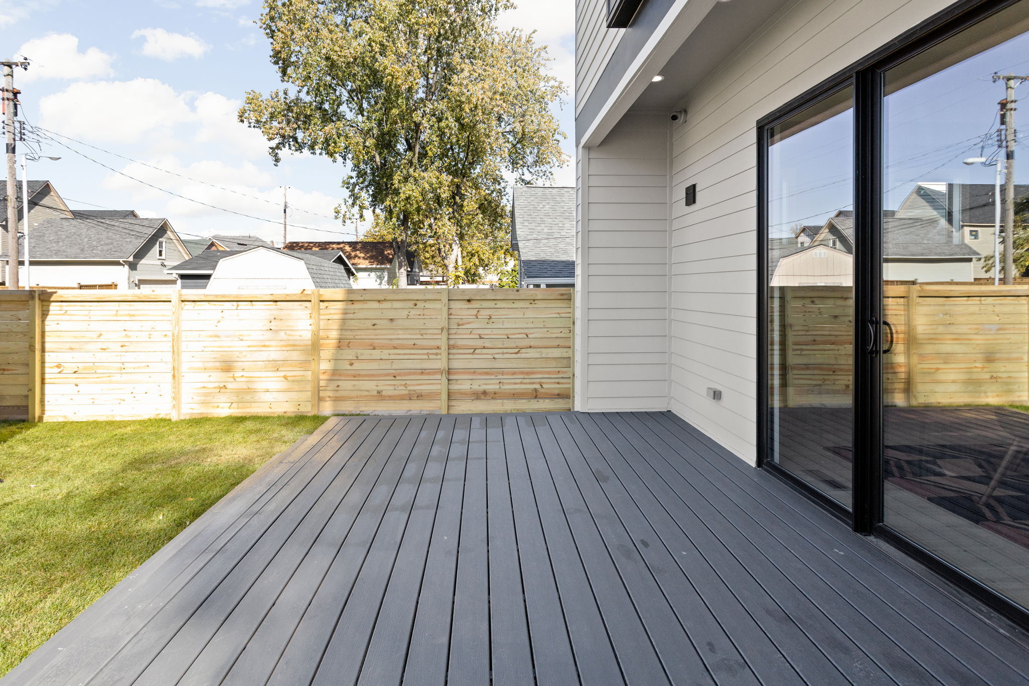 2004 Bellefontaine Street