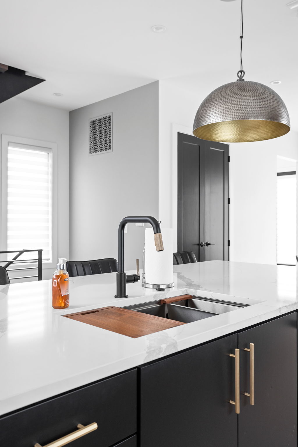 2004 Bellefontaine Street