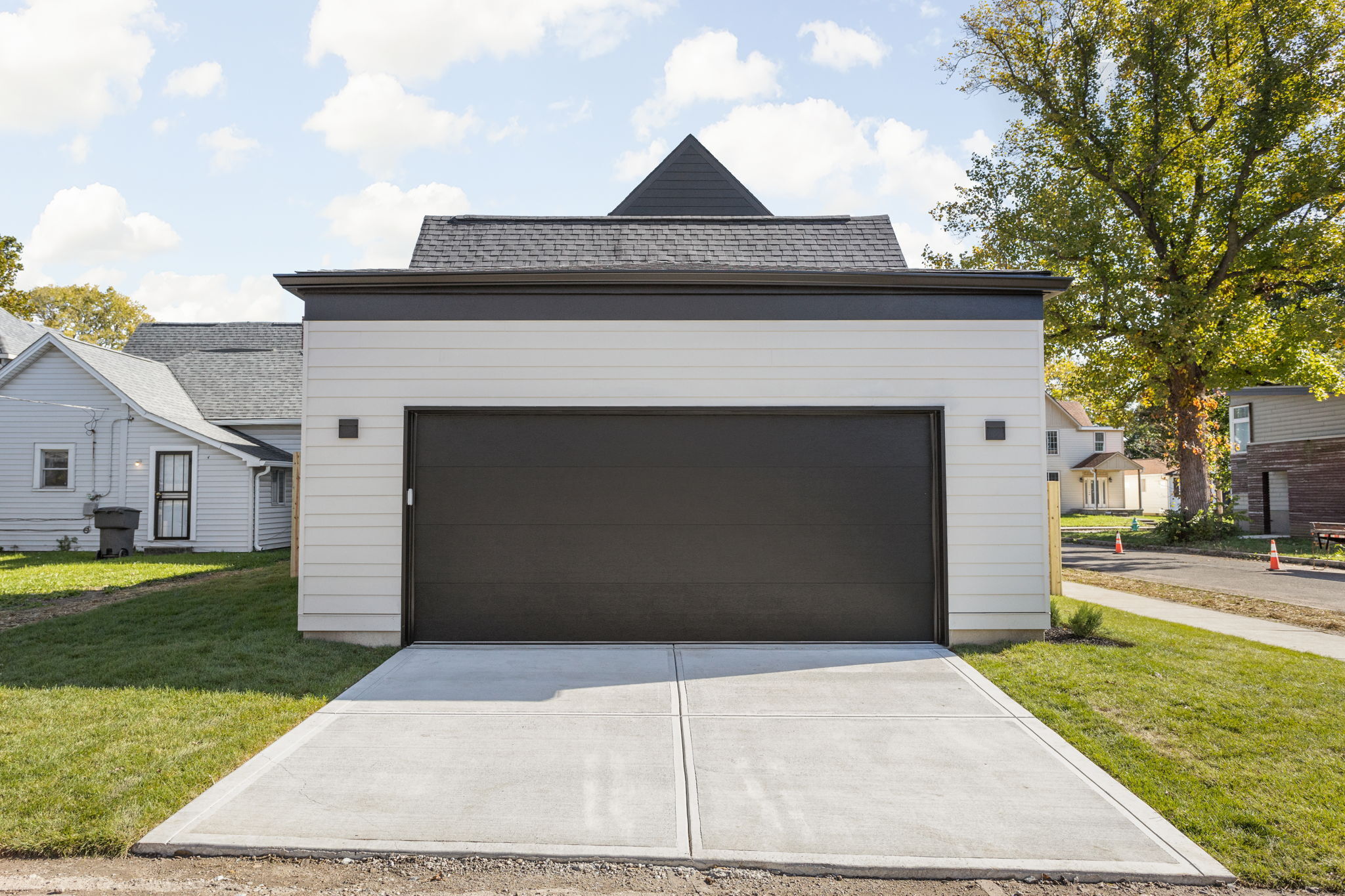 2004 Bellefontaine Street