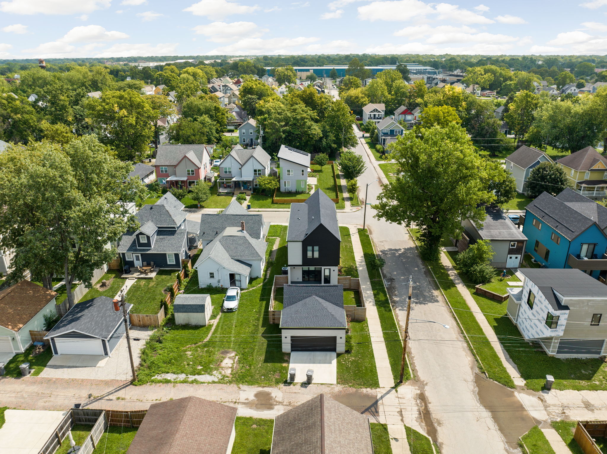 2004 Bellefontaine Street