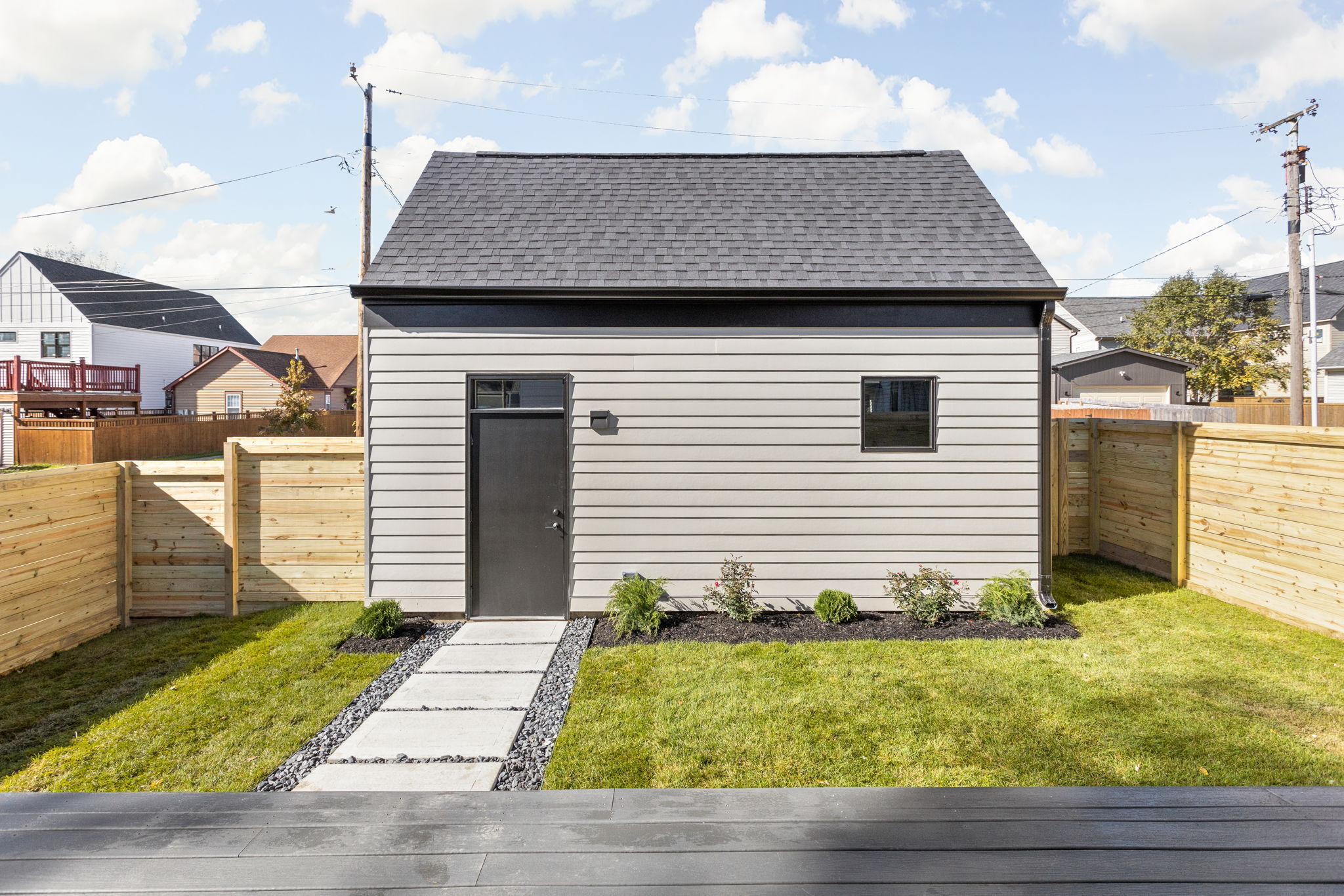 2004 Bellefontaine Street