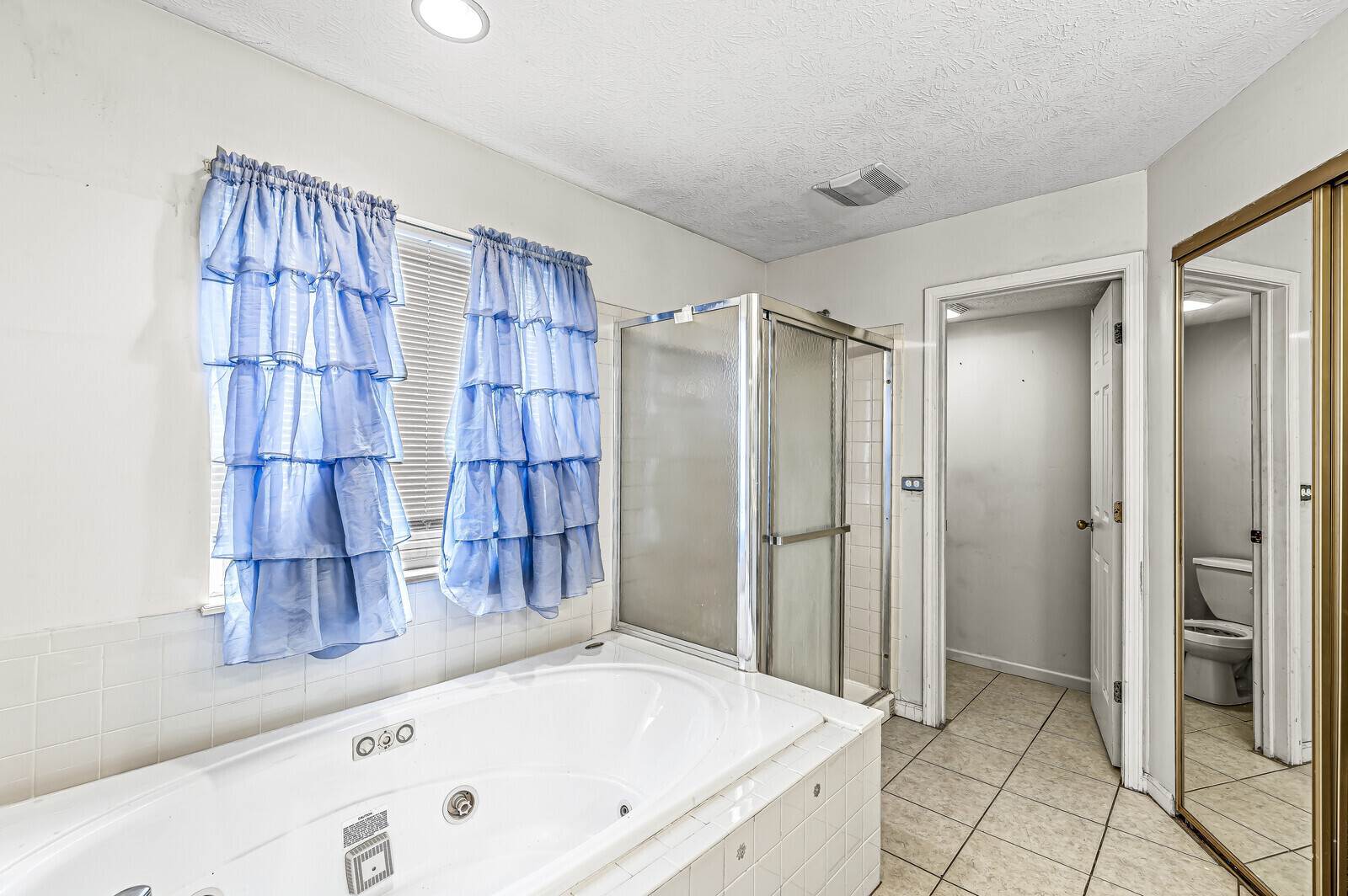 6525 Kentstone Drive