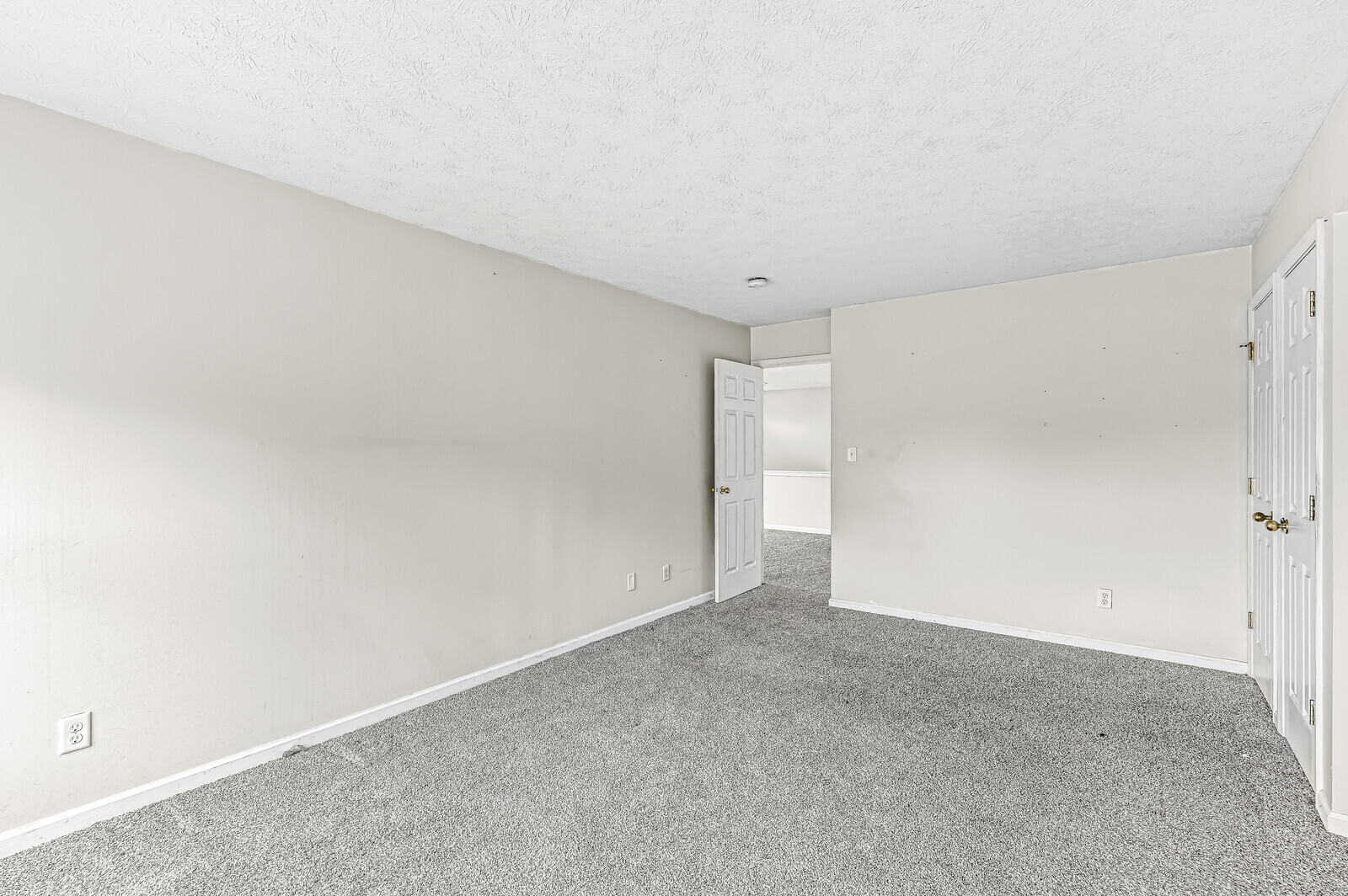 6525 Kentstone Drive