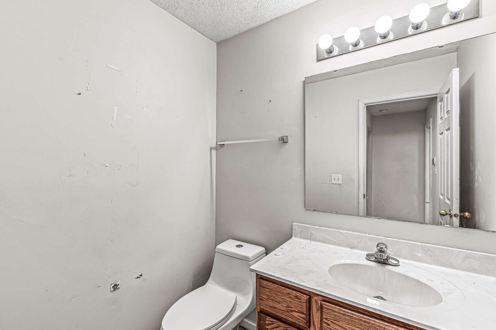 6525 Kentstone Drive