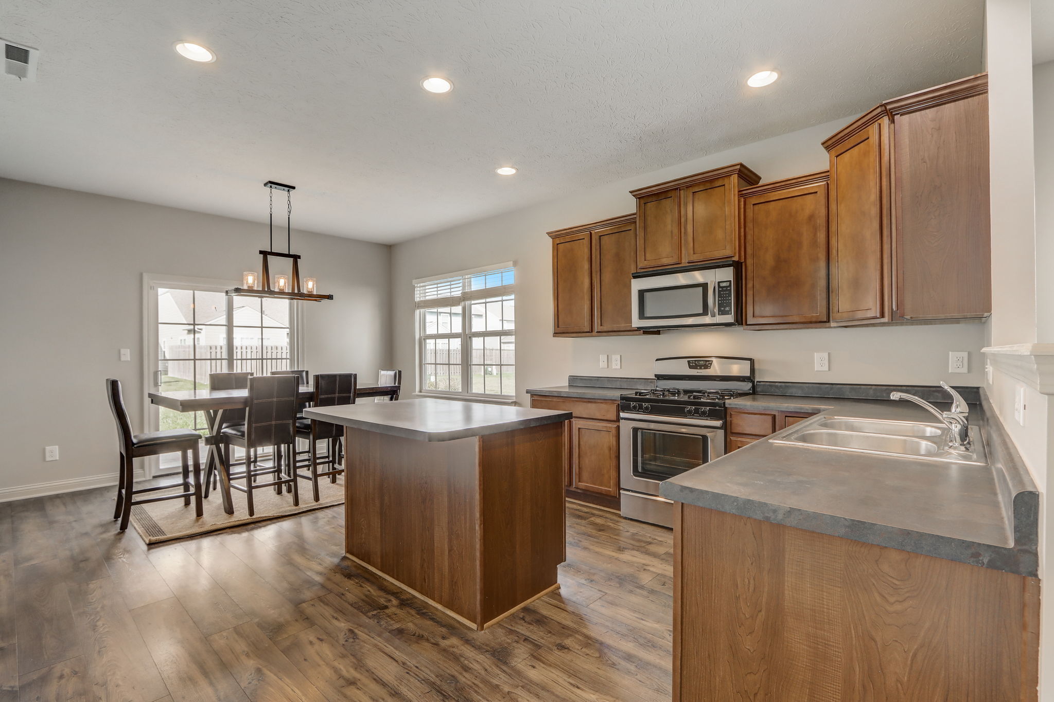 5878 Solomon Harmon Way