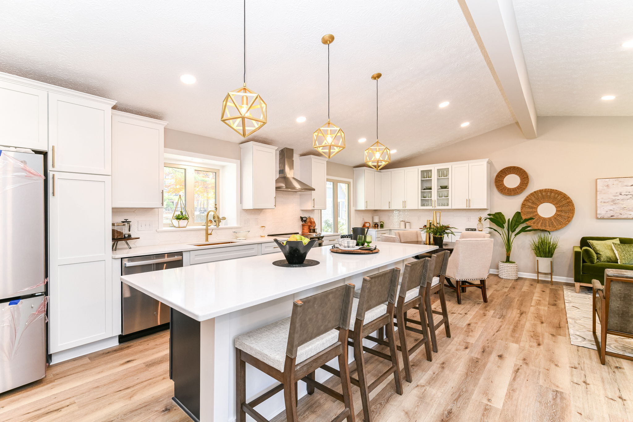 13687 Oak Ridge Road