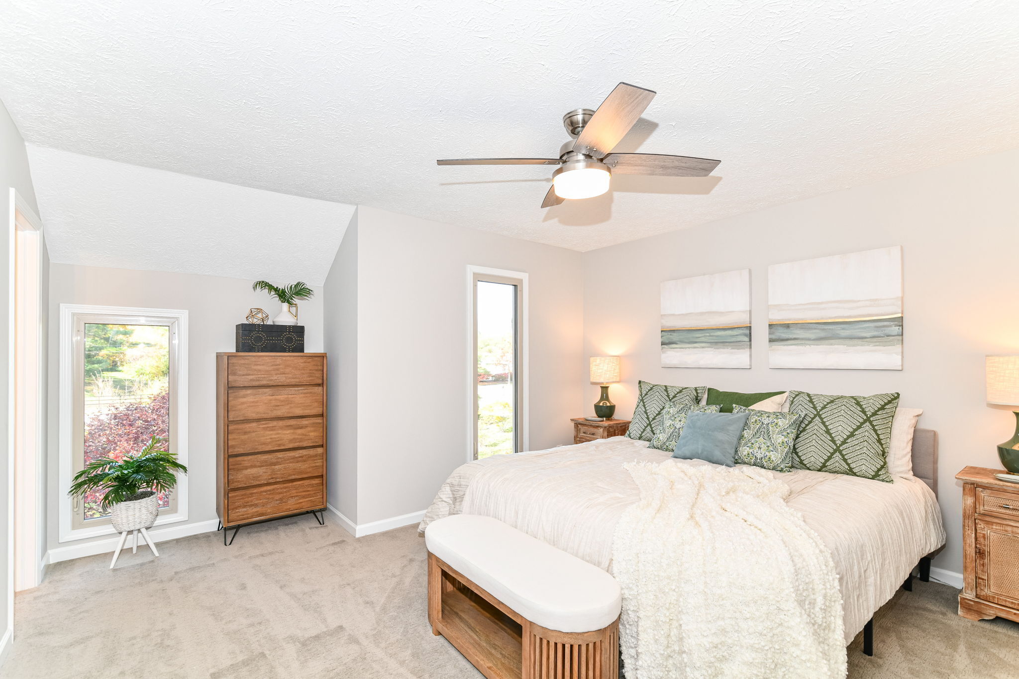 13687 Oak Ridge Road