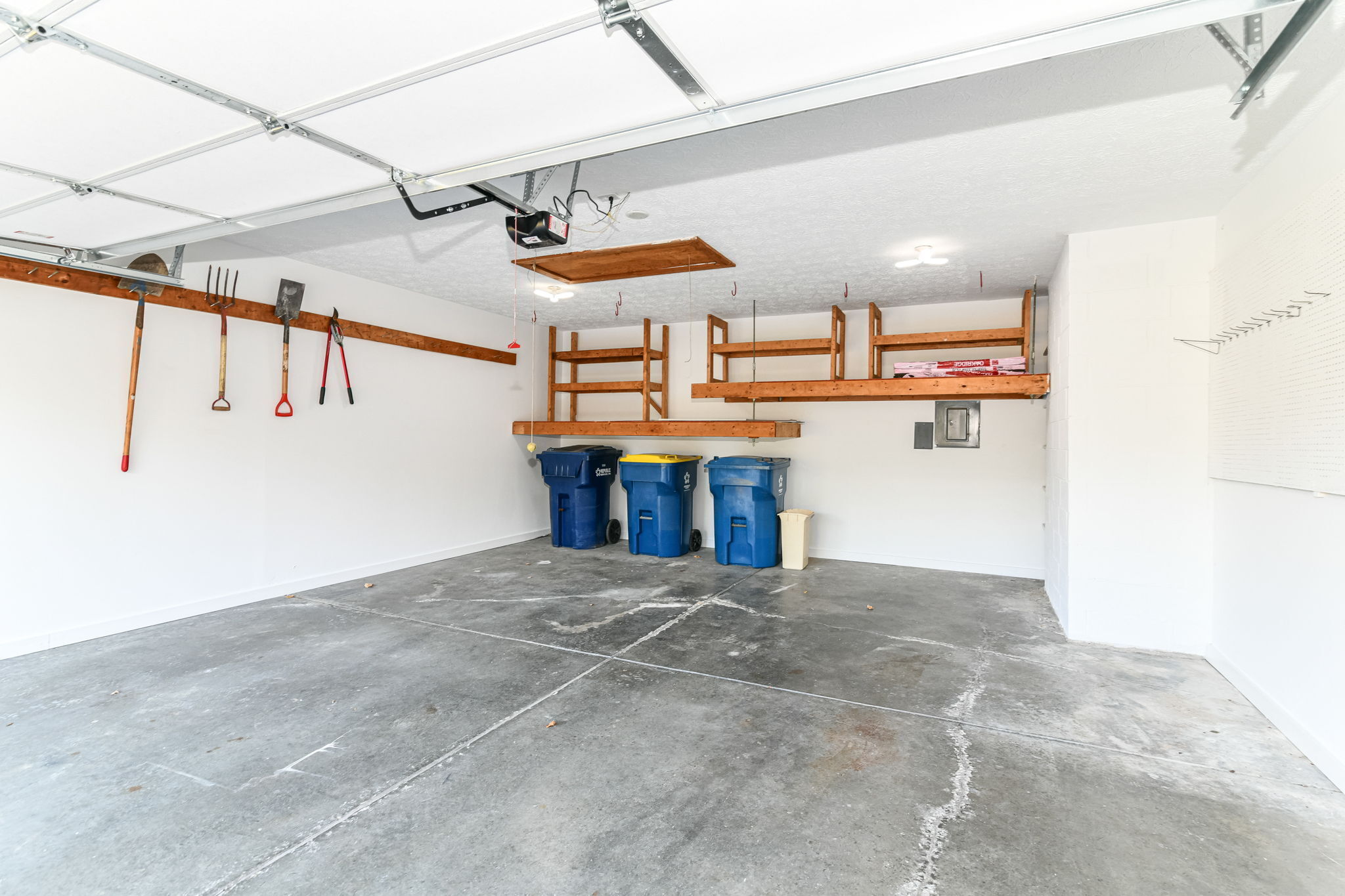 13687 Oak Ridge Road