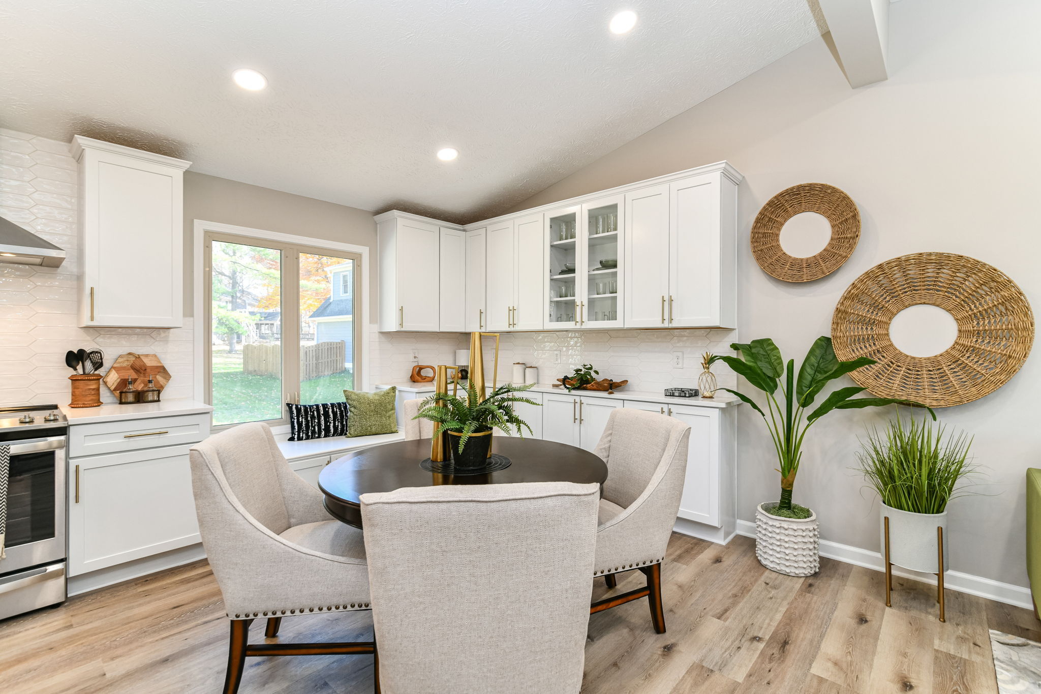 13687 Oak Ridge Road