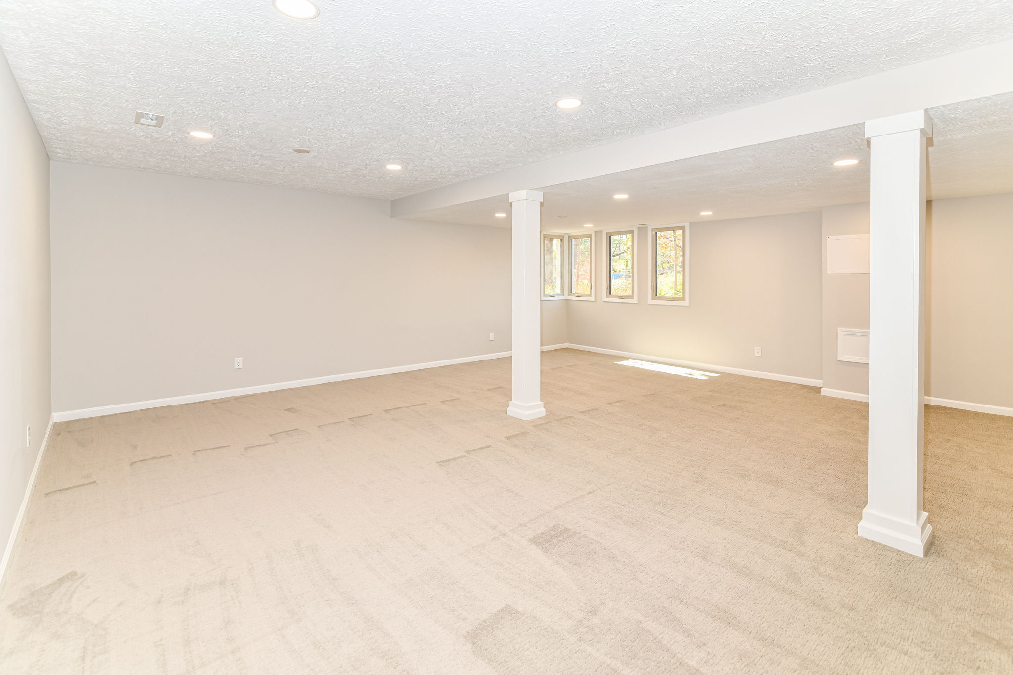 13687 Oak Ridge Road