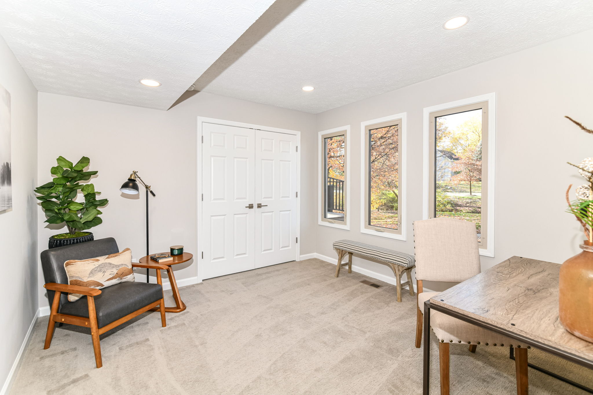 13687 Oak Ridge Road