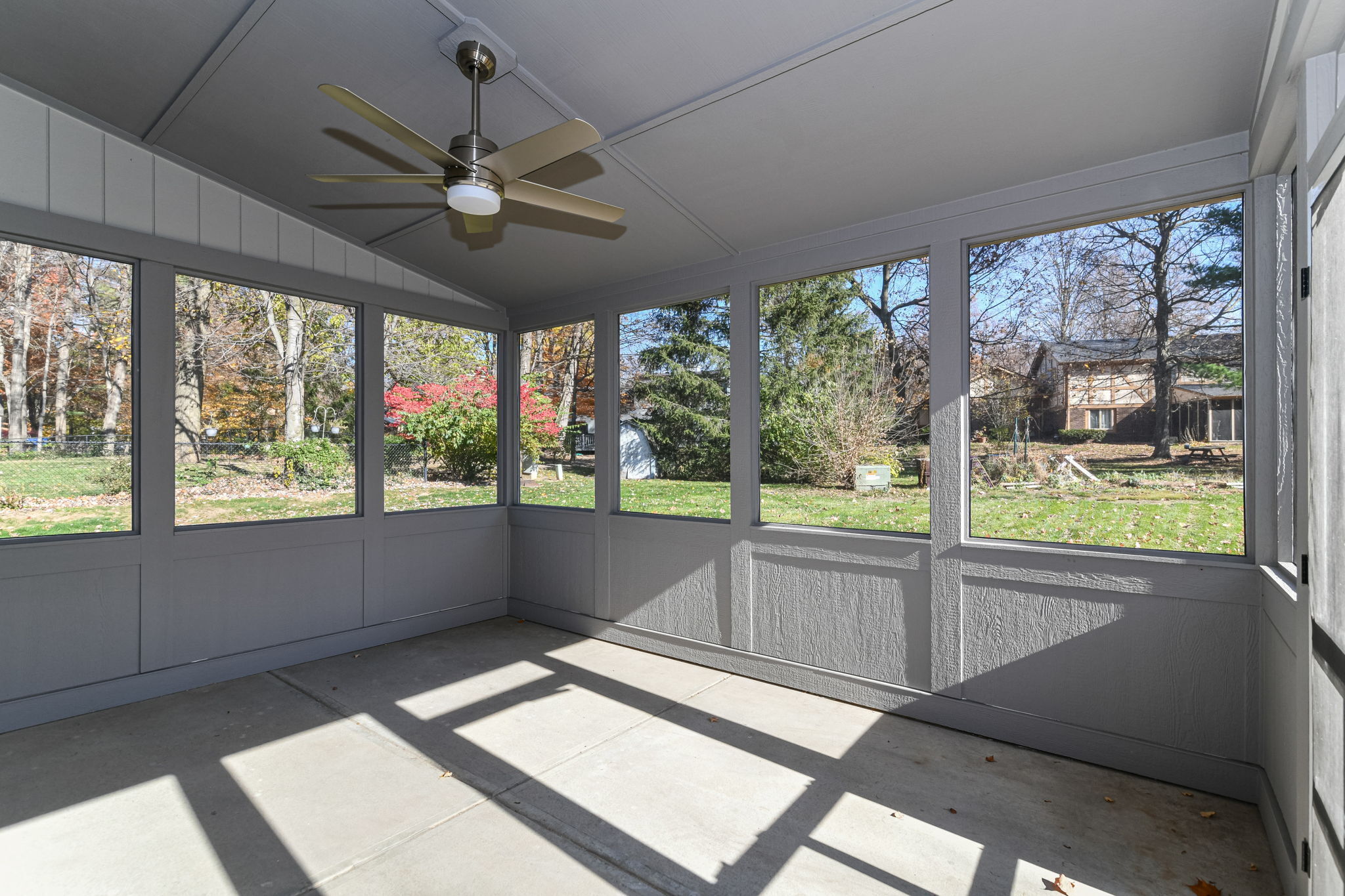 13687 Oak Ridge Road