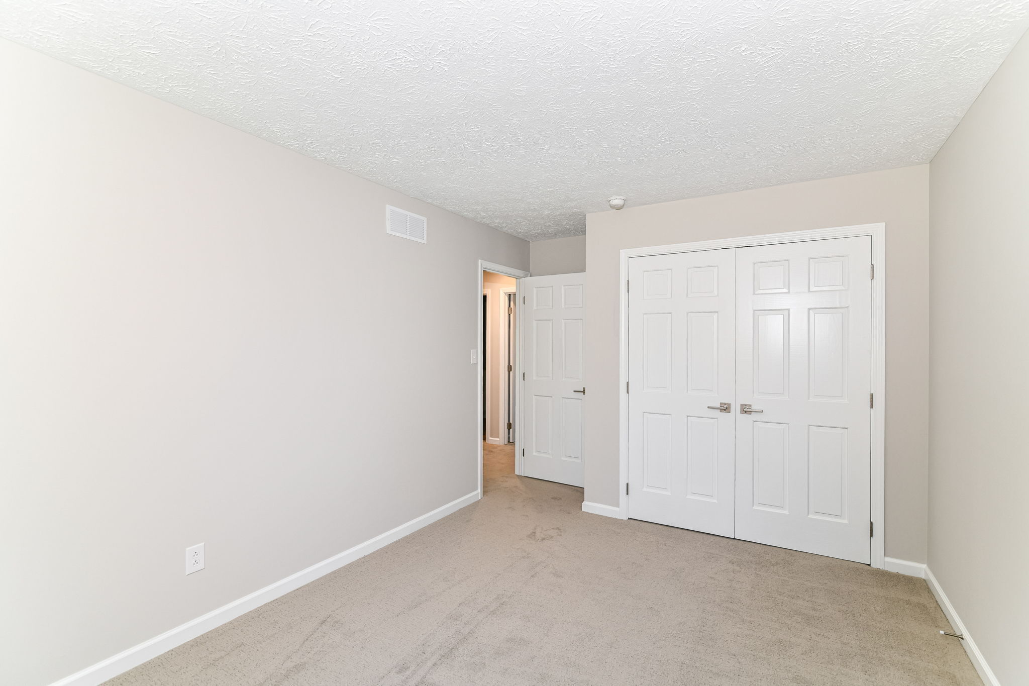 13687 Oak Ridge Road