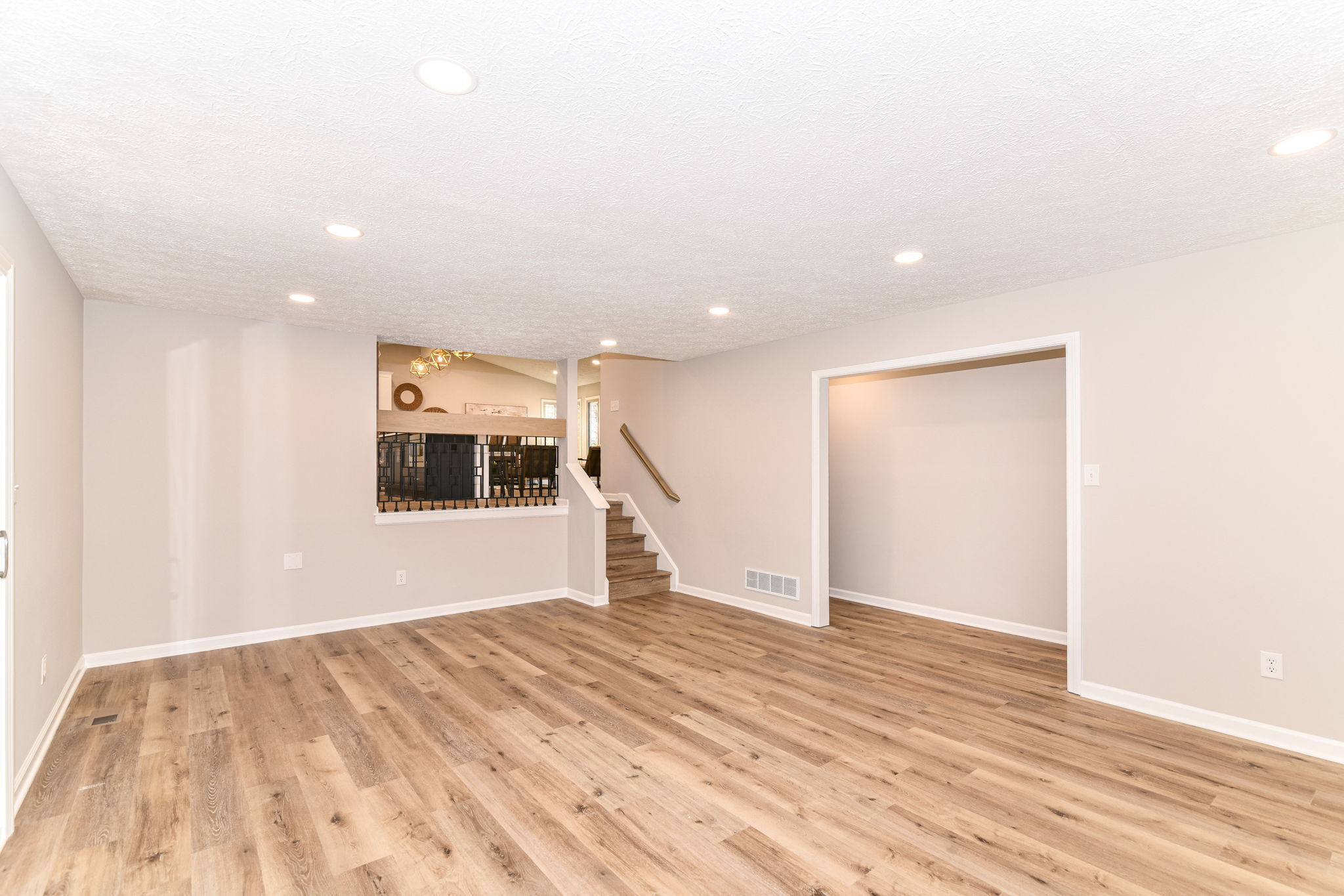 13687 Oak Ridge Road