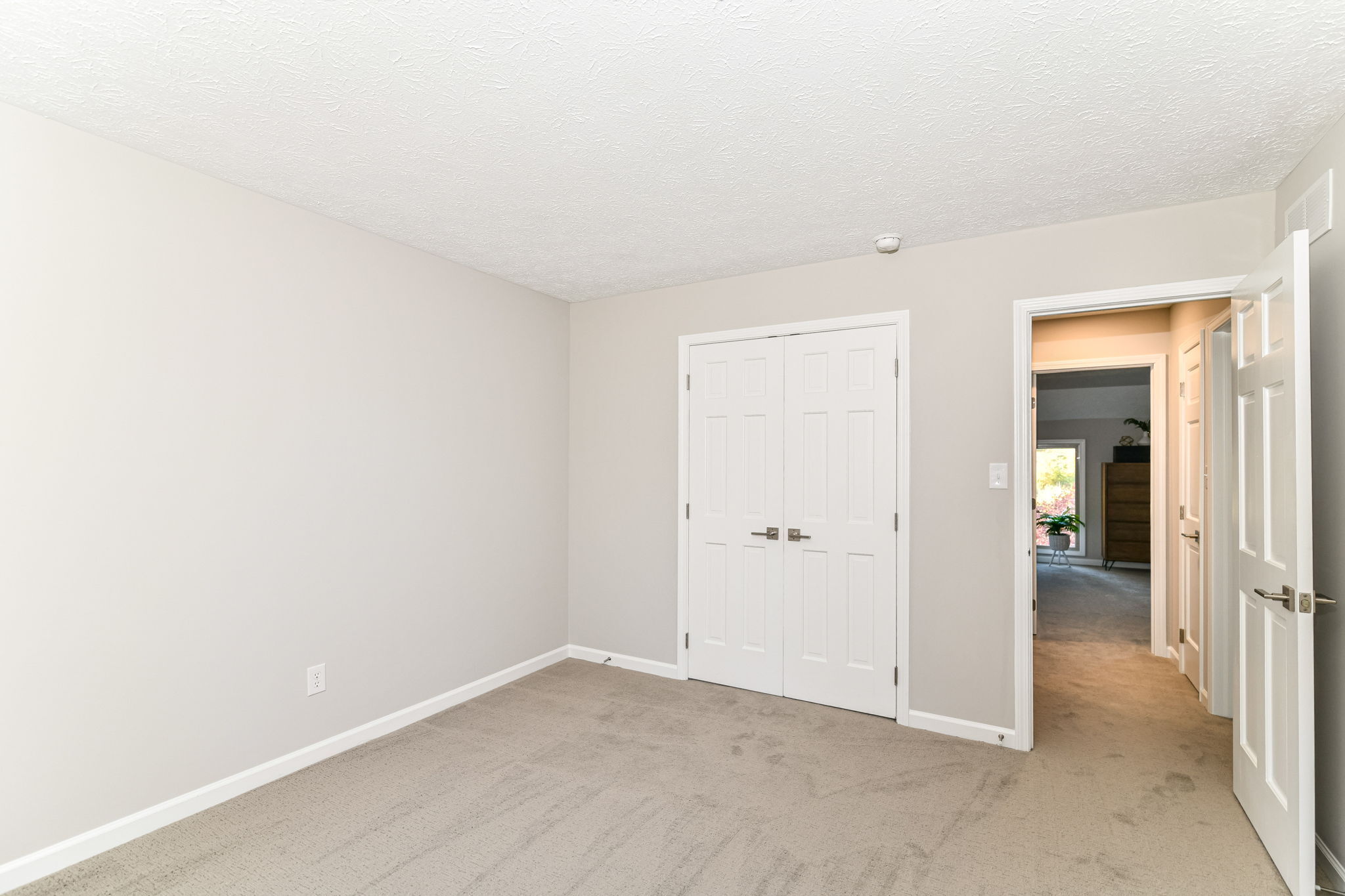 13687 Oak Ridge Road