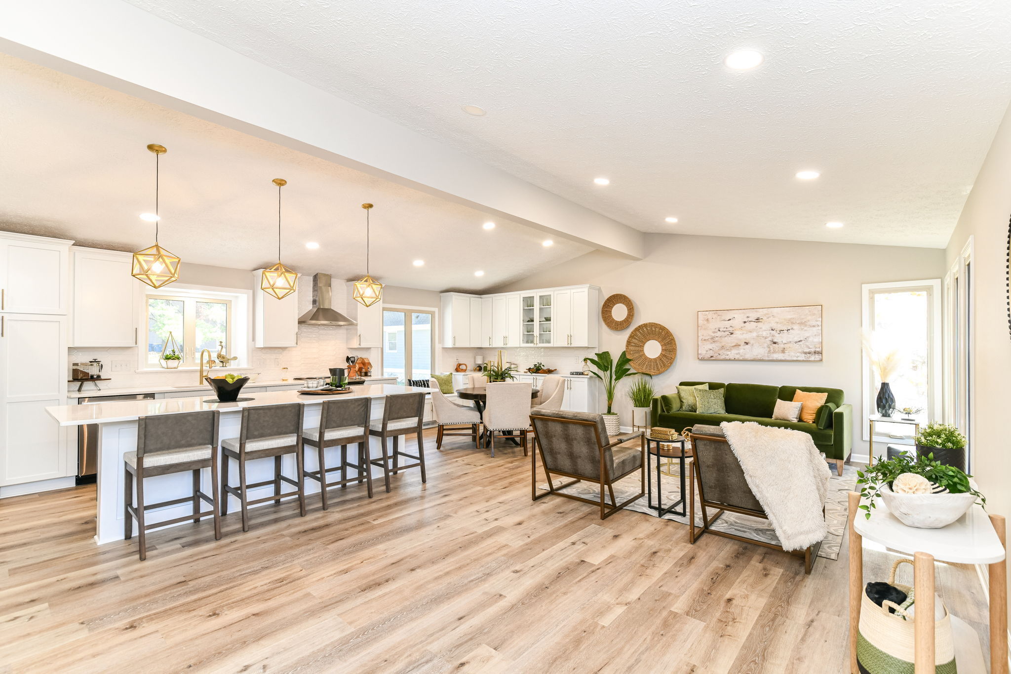 13687 Oak Ridge Road